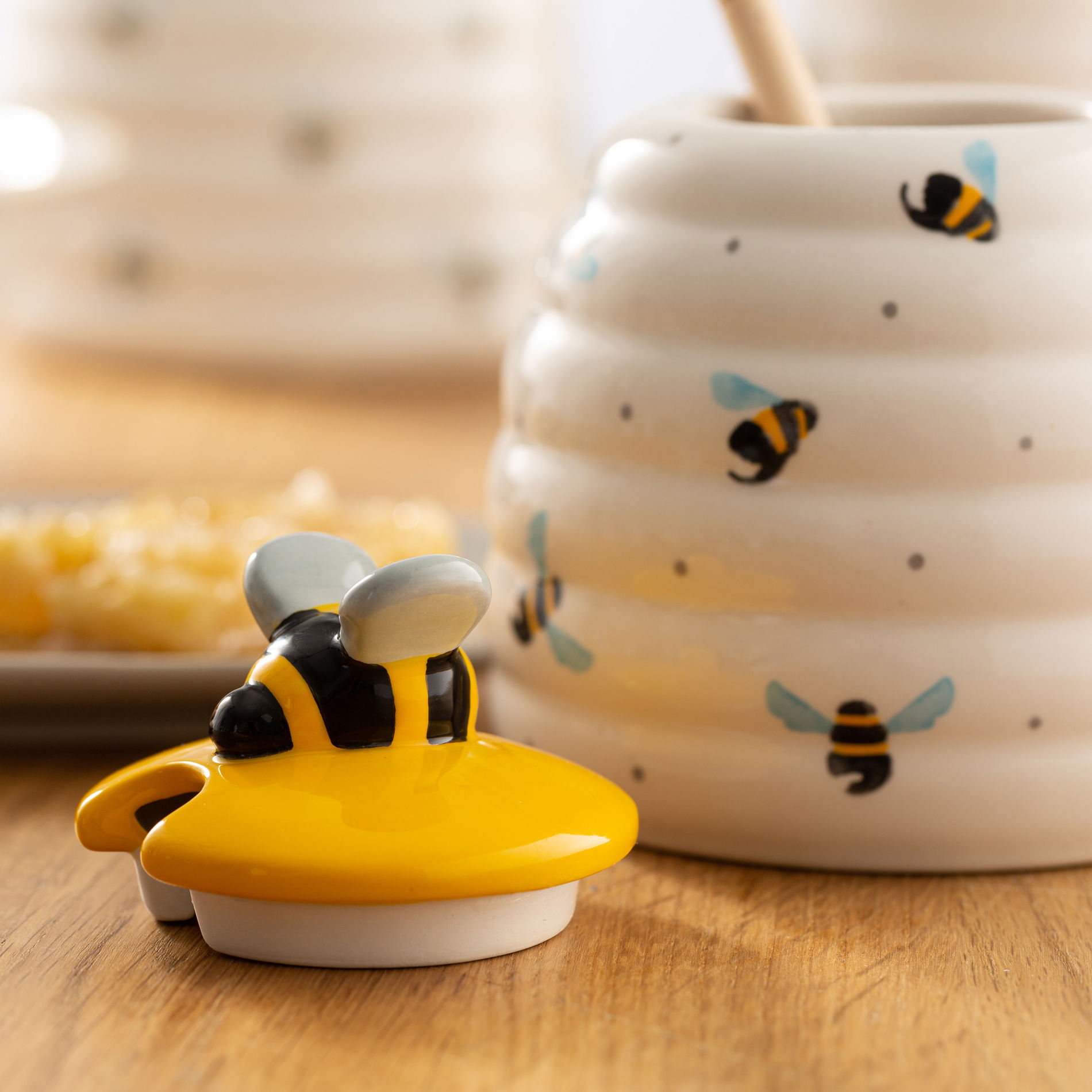 PRICE AND KENSINGTON Kameninová nádoba na med Sweet Bee s naběračkou