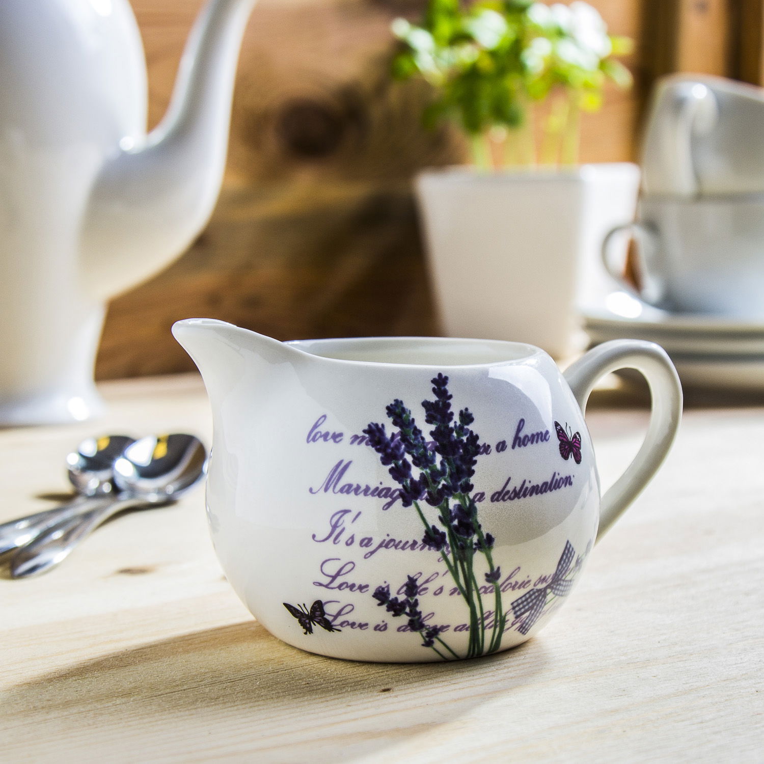 Porcelánová konvička na mléko LEVENDER bílá 230 ml