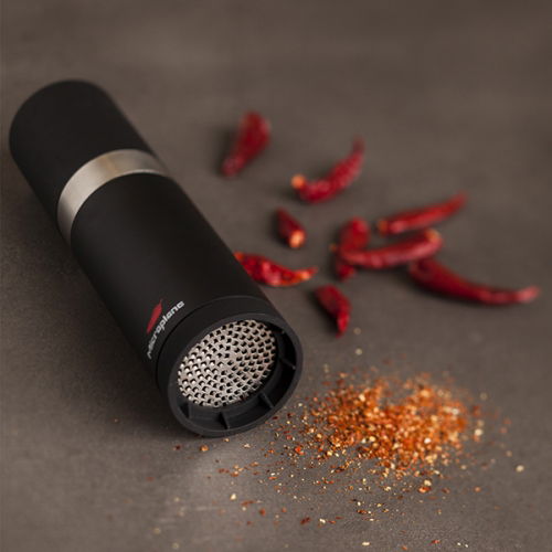 Plastový mlýnek na chilli MICROPLANE SPICY BLACK