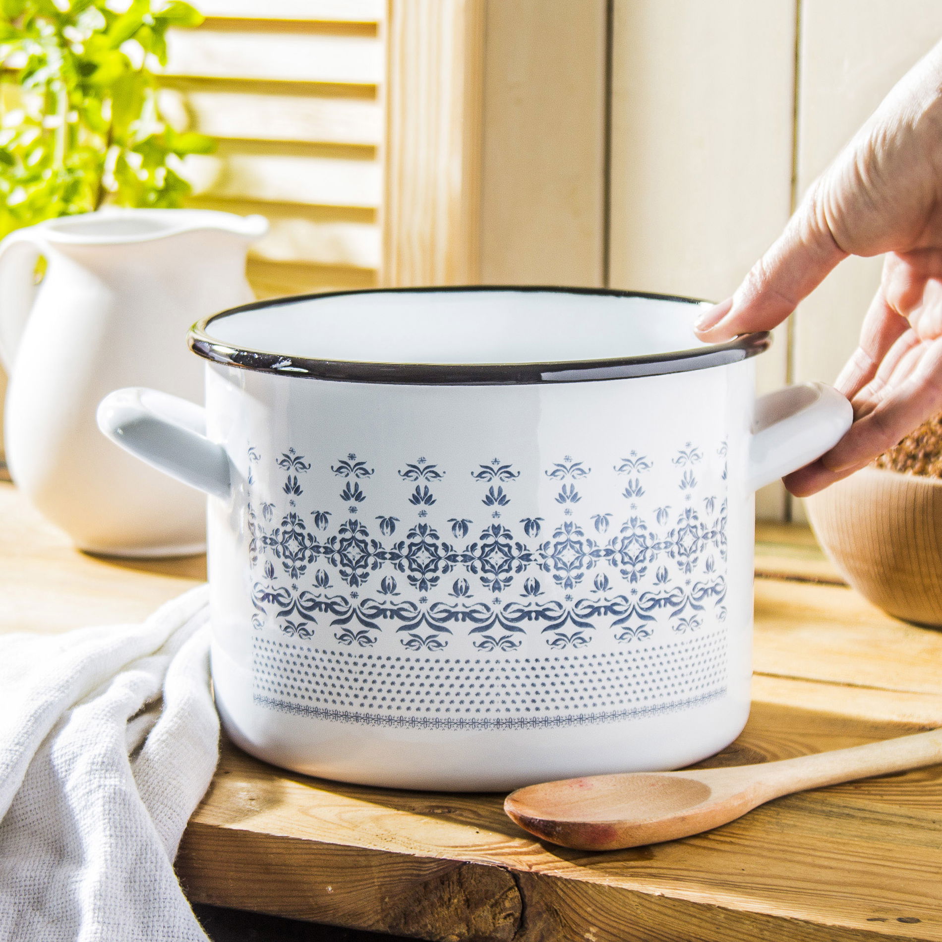 Garnek emaliowany EMALIA POLSKA PLESZEW MAJOLICA BŁĘKITNY 3,2 l