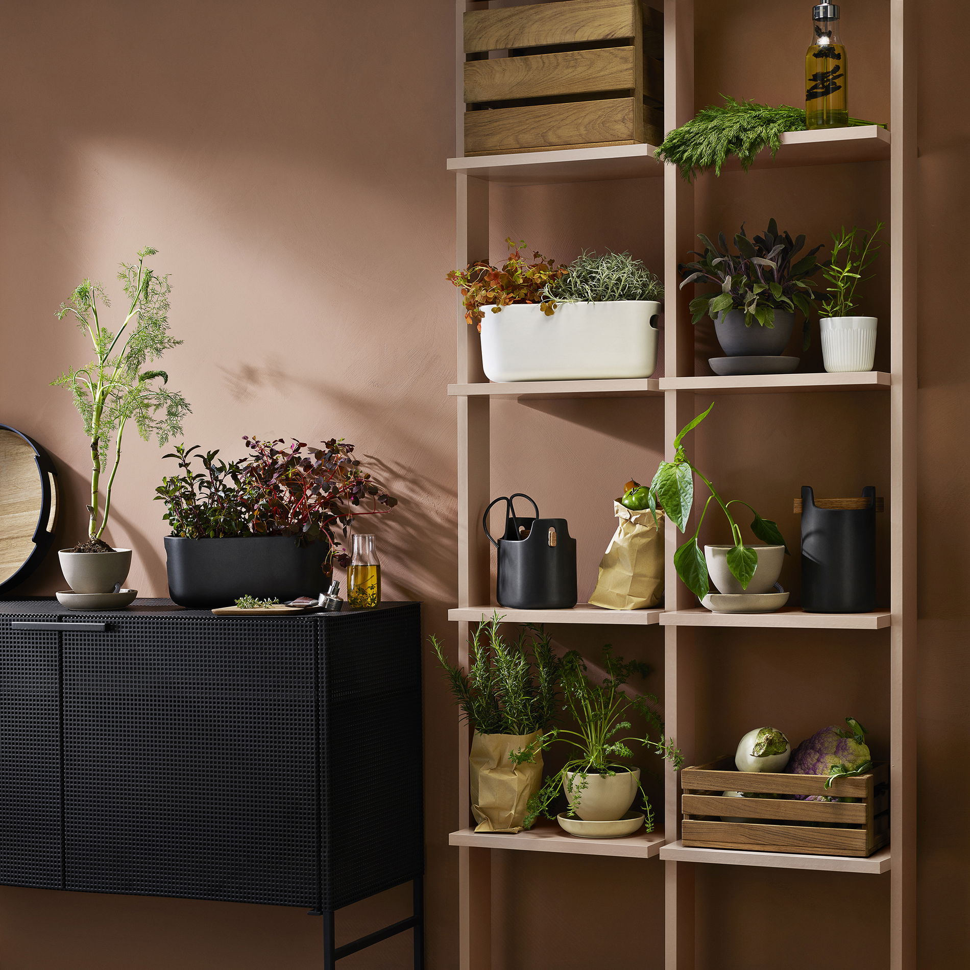EVA SOLO 31 x 13 cm - keramický květináč / obal na bylinky s automatickým zavlažováním