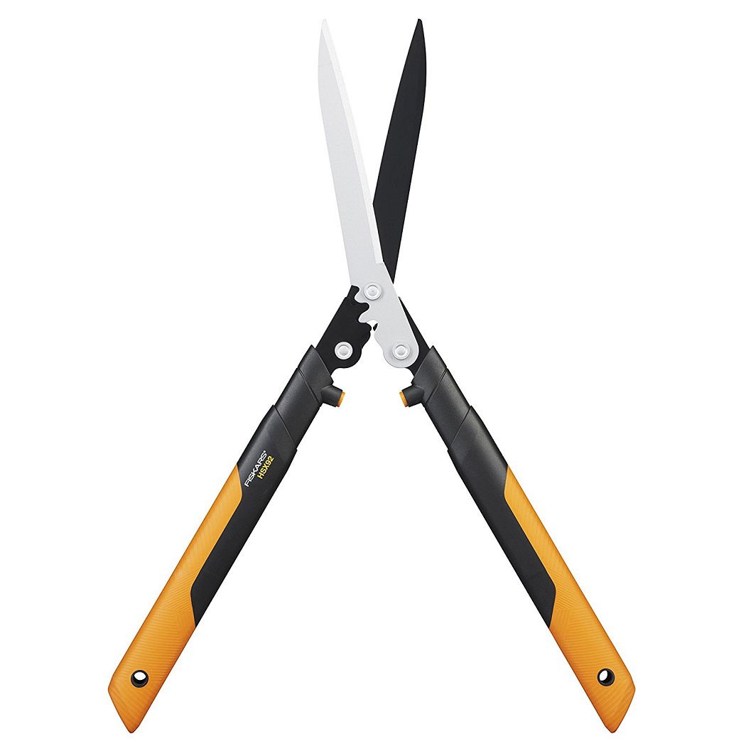 FISKARS PowerGearX HSX92 čierne - záhradné nožnice na živý plot oceľové