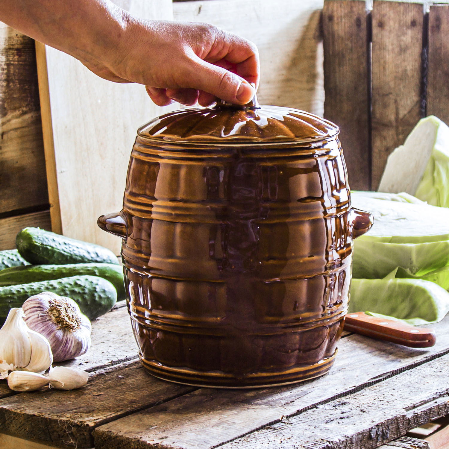 Kameninový sud na kysané zelí a okurky s víkem KRYSTYNKA PICKLE BRONZE 4 l