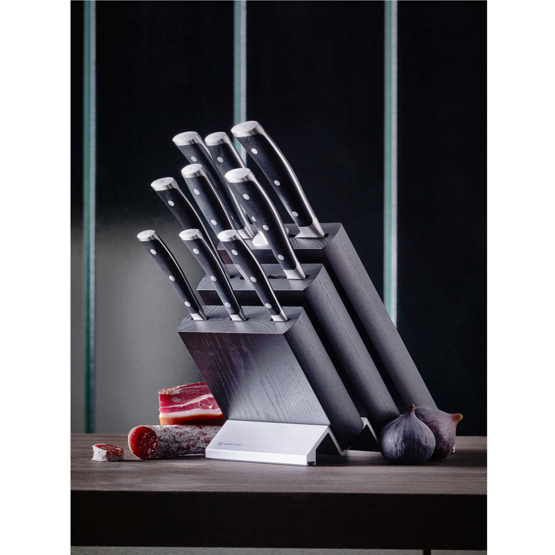 WÜSTHOF Classic Ikon 17 cm - nóż japoński Santoku ze stali nierdzewnej