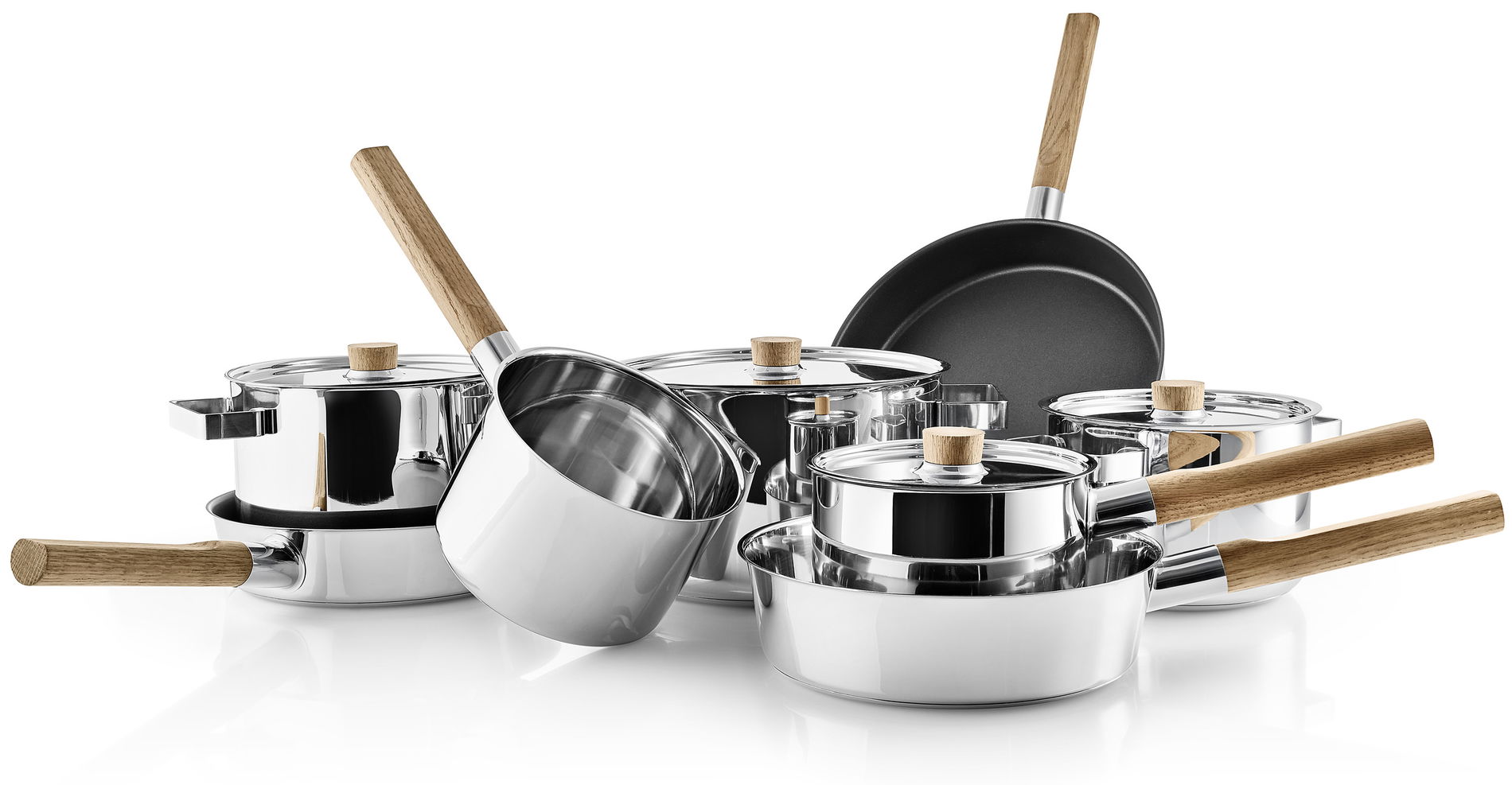 EVA SOLO Nordic Kitchen 24 cm - nepřilnavá pánev s nerezovým poklicem