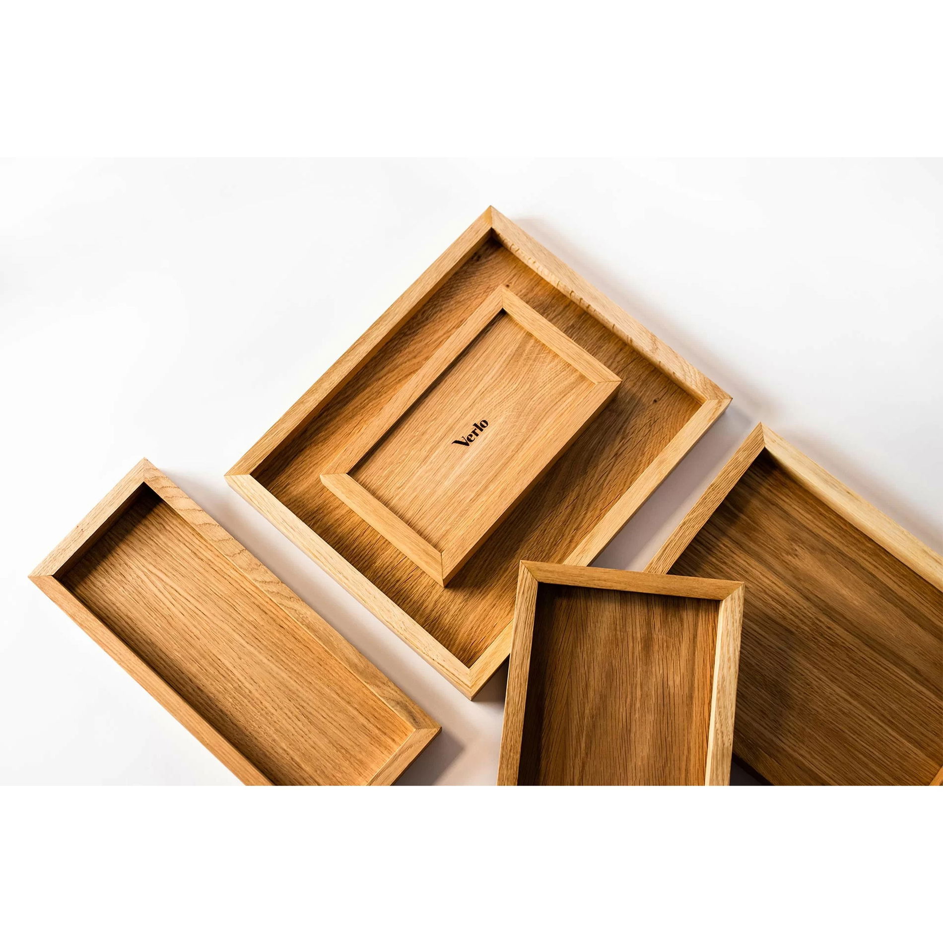 VERLO Stratos 33 x 27 cm - podávacia taca z dubového dreva