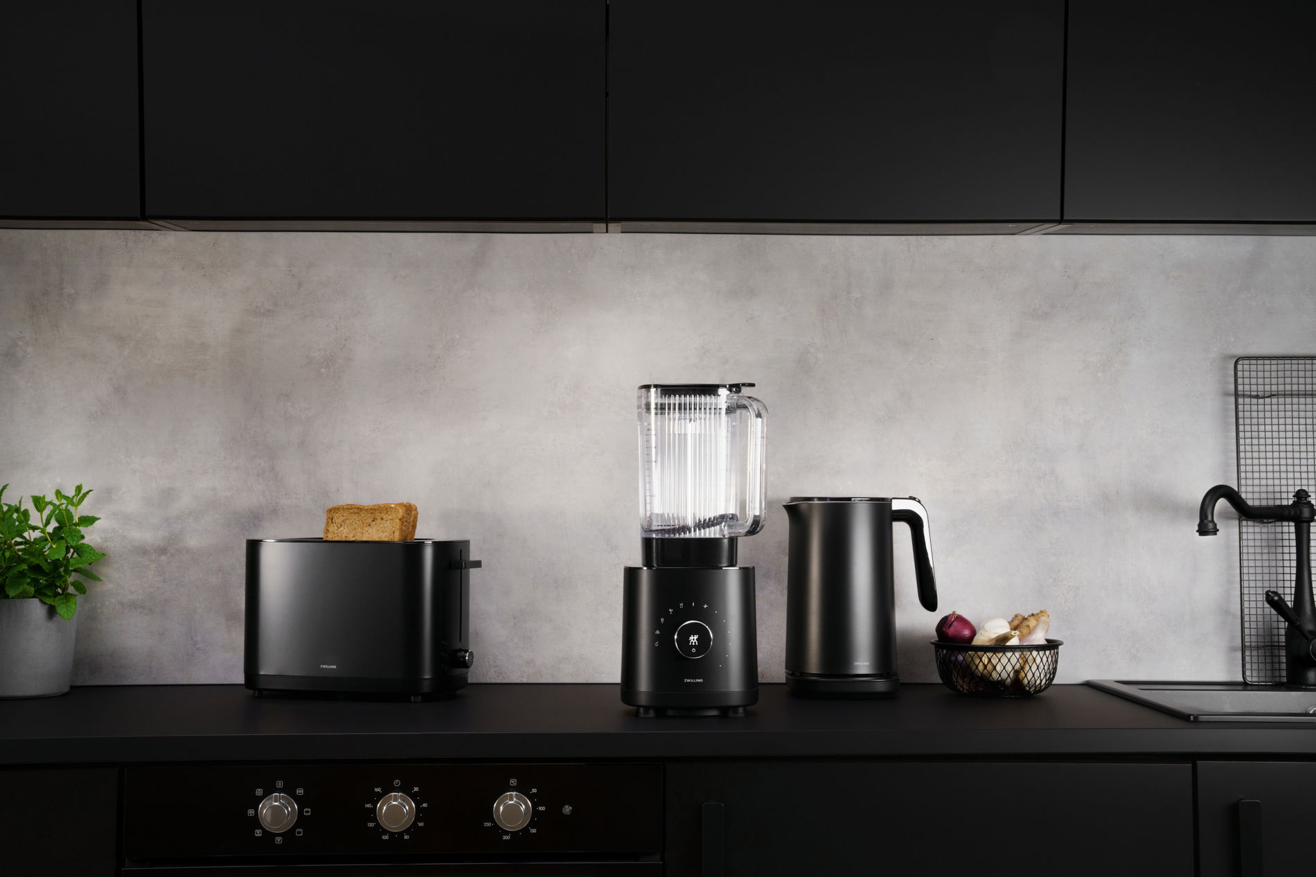 ZWILLING Enfinigy 1200 W černý - tritantový stolni mixer (smoothie)