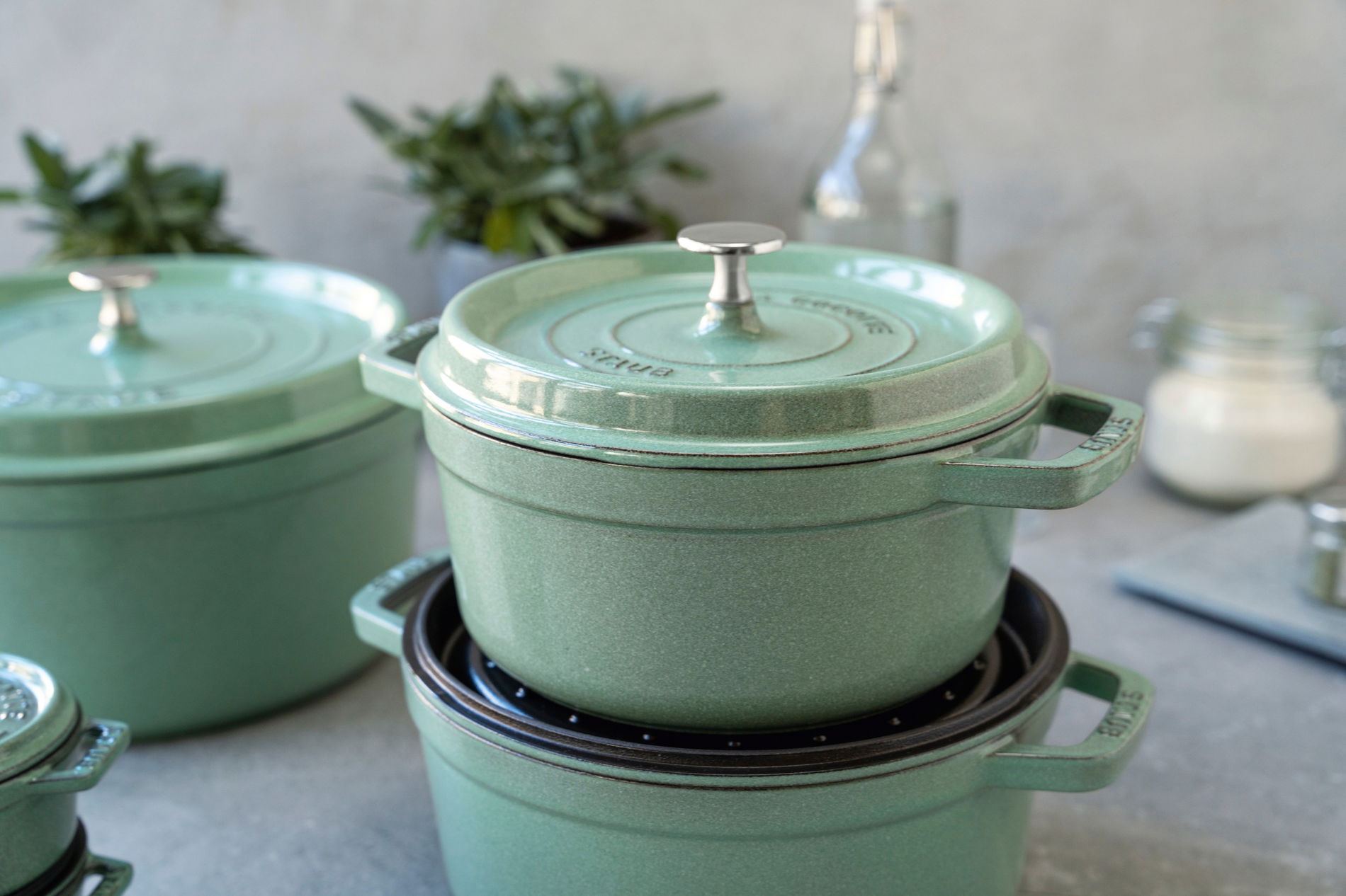 STAUB La Cocotte 2,6 l - železný hrniec s pokrievkou