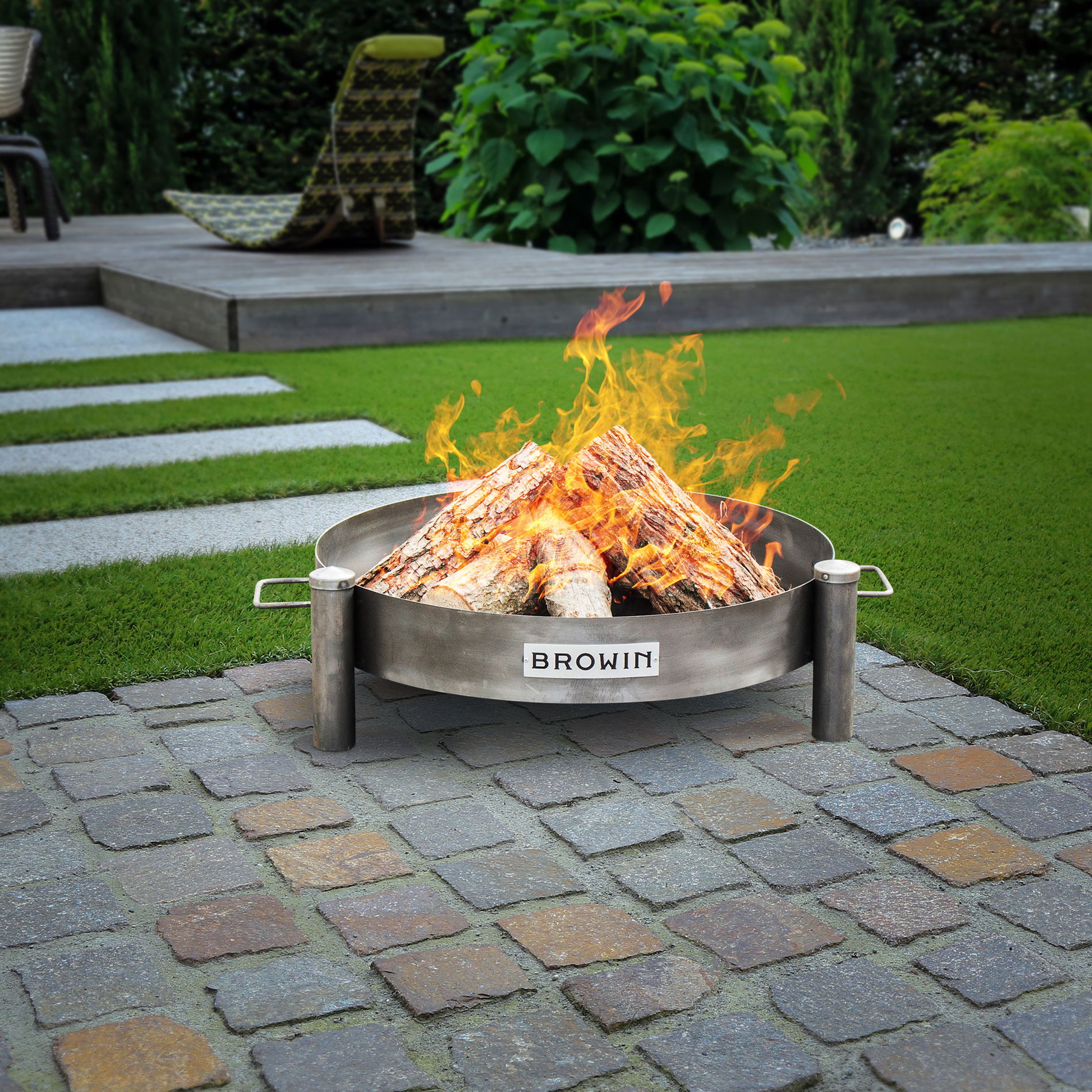 BROWIN Garden Steel 80 cm - záhradný oheň z ocele