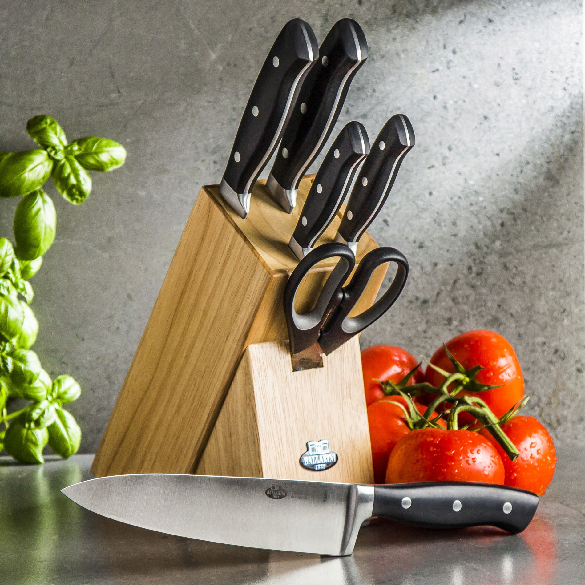BALLARINI Brenta 20 cm - nerezový kuchársky nôž z nerezovej ocele