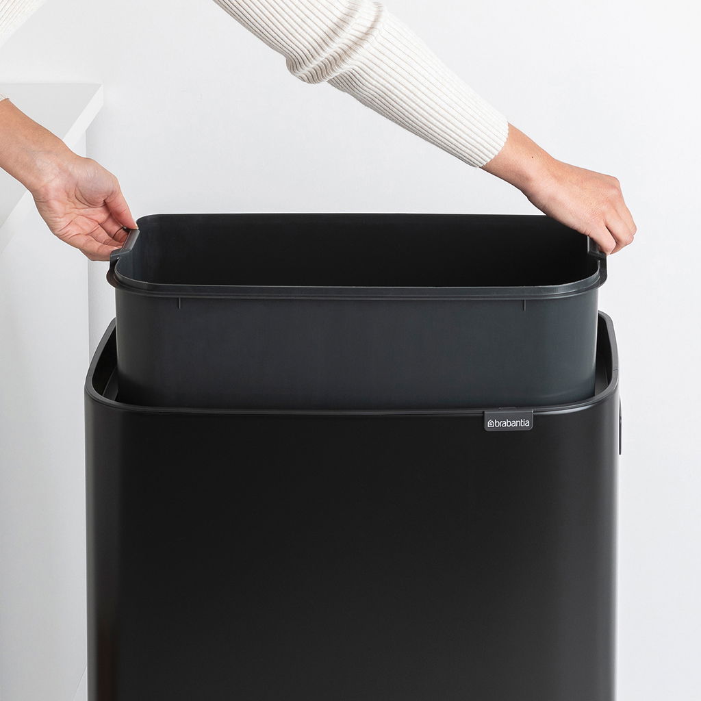 BRABANTIA Touch Bin Bo 60 l czarny - kosz na śmieci ze stali nierdzewnej