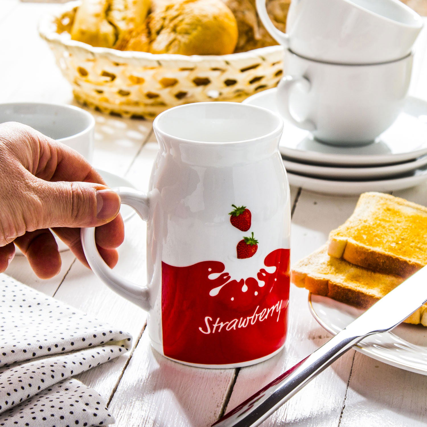 Keramický hrnek DAIRY STRAWBERRY SIMPLE BÍLÝ 400 ml