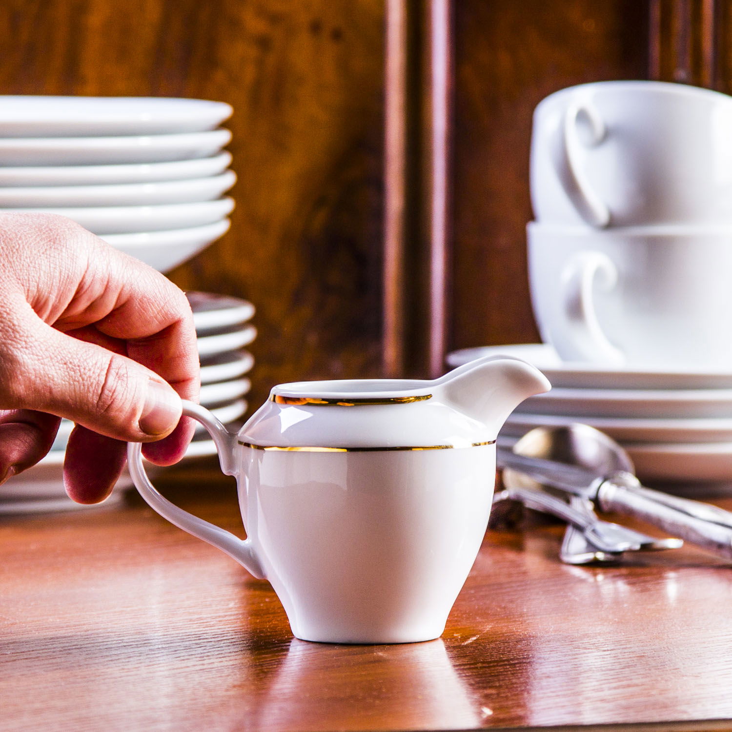 Porcelánová konvička na mléko CHODZIEŻ ZŁOTA RITA bílá 150 ml