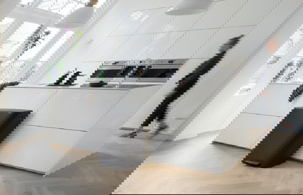 slide-image