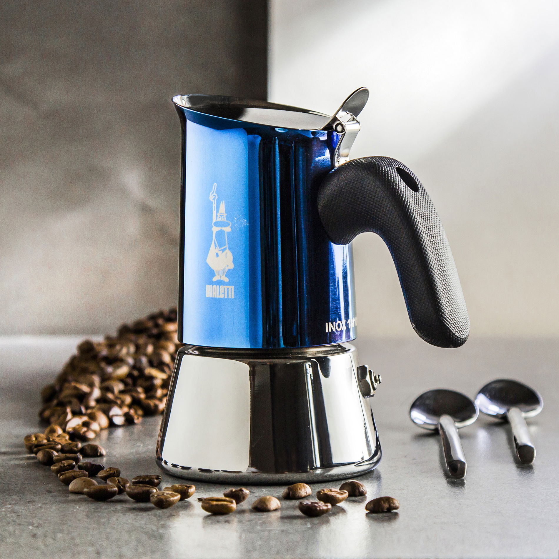 BIALETTI New Venus na 2 šálky espressa (2 tz) modrá - nerezová moka konvička / express