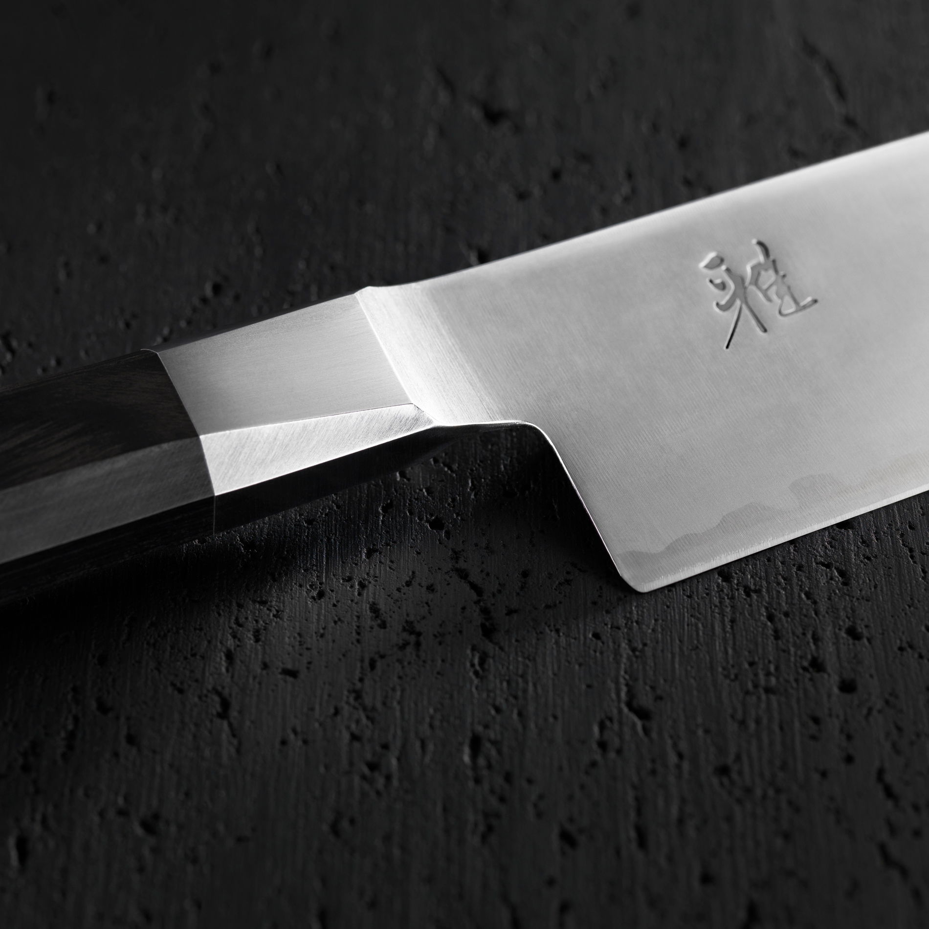 MIYABI 4000FC 17 cm - Nakiri nôž z nehrdzavejúcej ocele