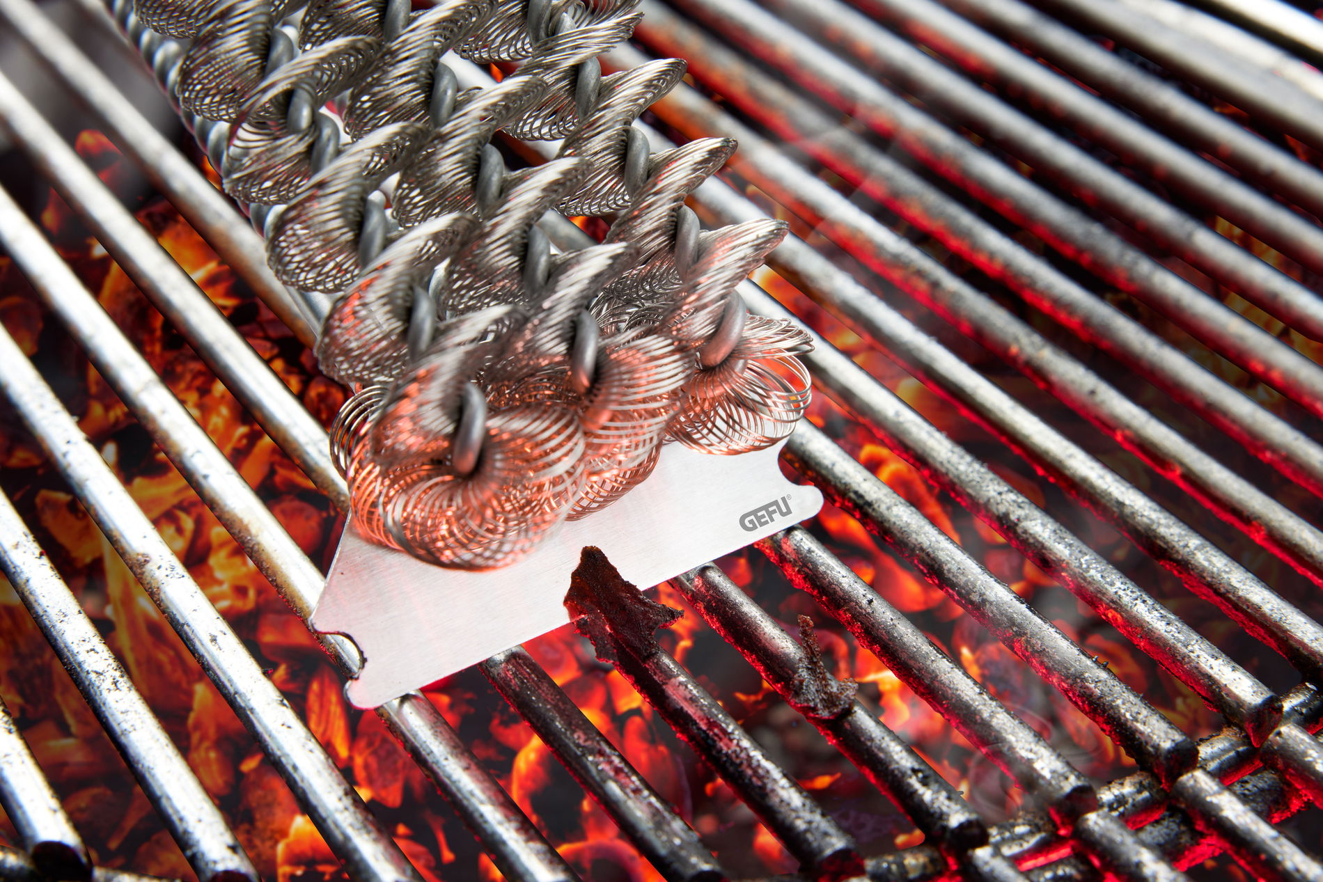 GEFU BBQ 44 cm - nerezový kartáč na gril