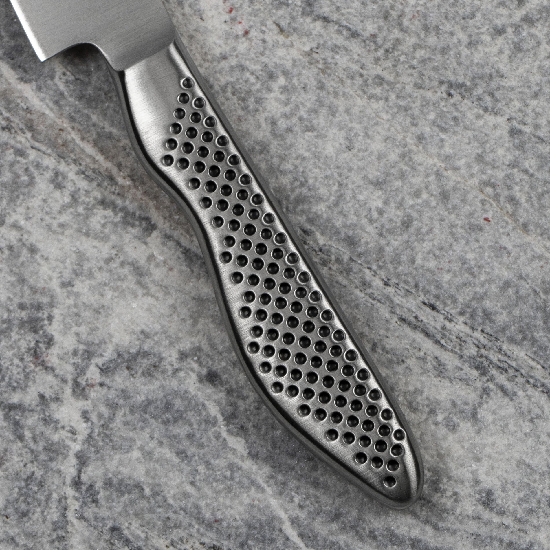 GLOBAL GS-57 11 cm - nóż japoński Santoku ze stali nierdzewnej