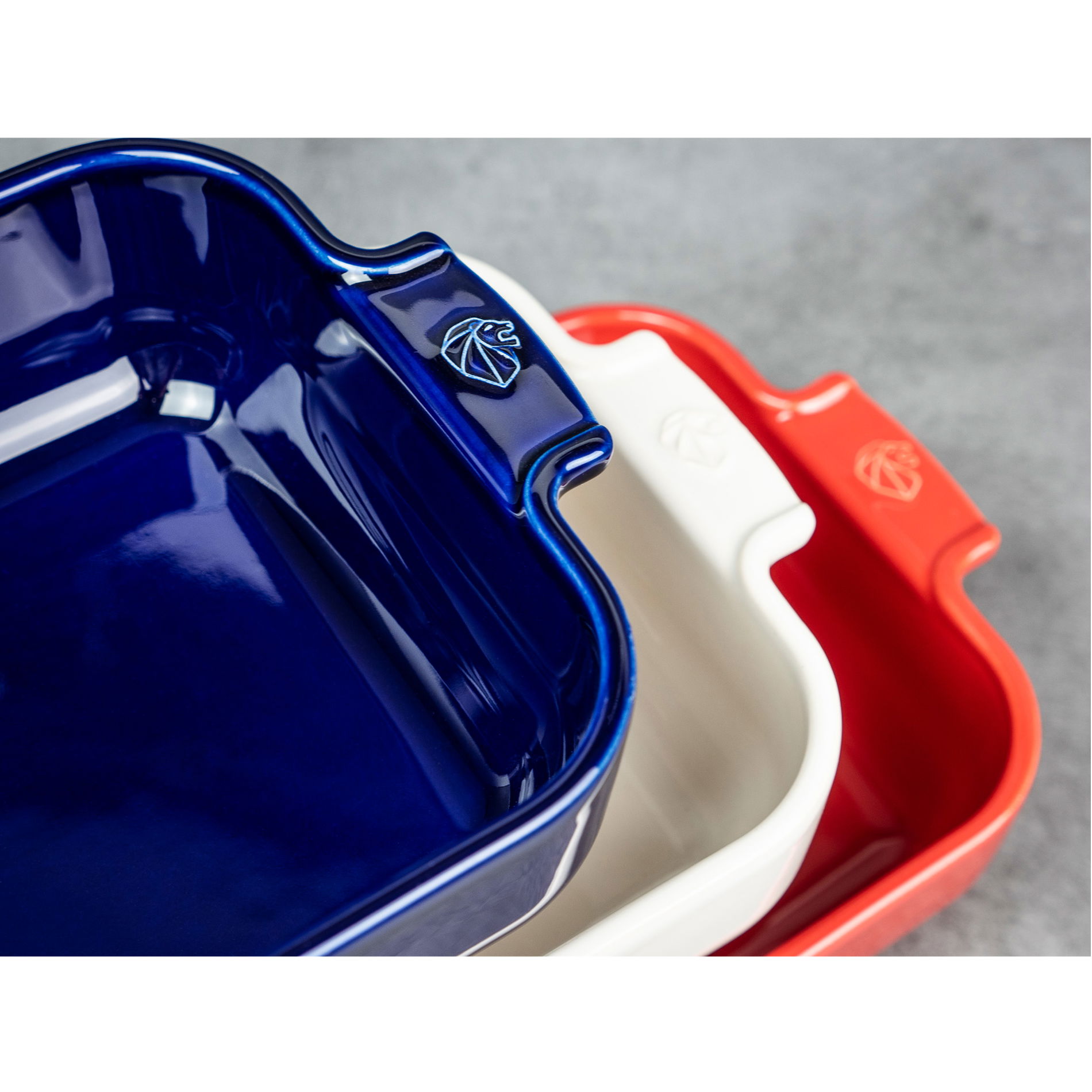 PEUGEOT Appolia 16,3 cm czerwone - naczynie żaroodporne do zapiekania ceramiczne