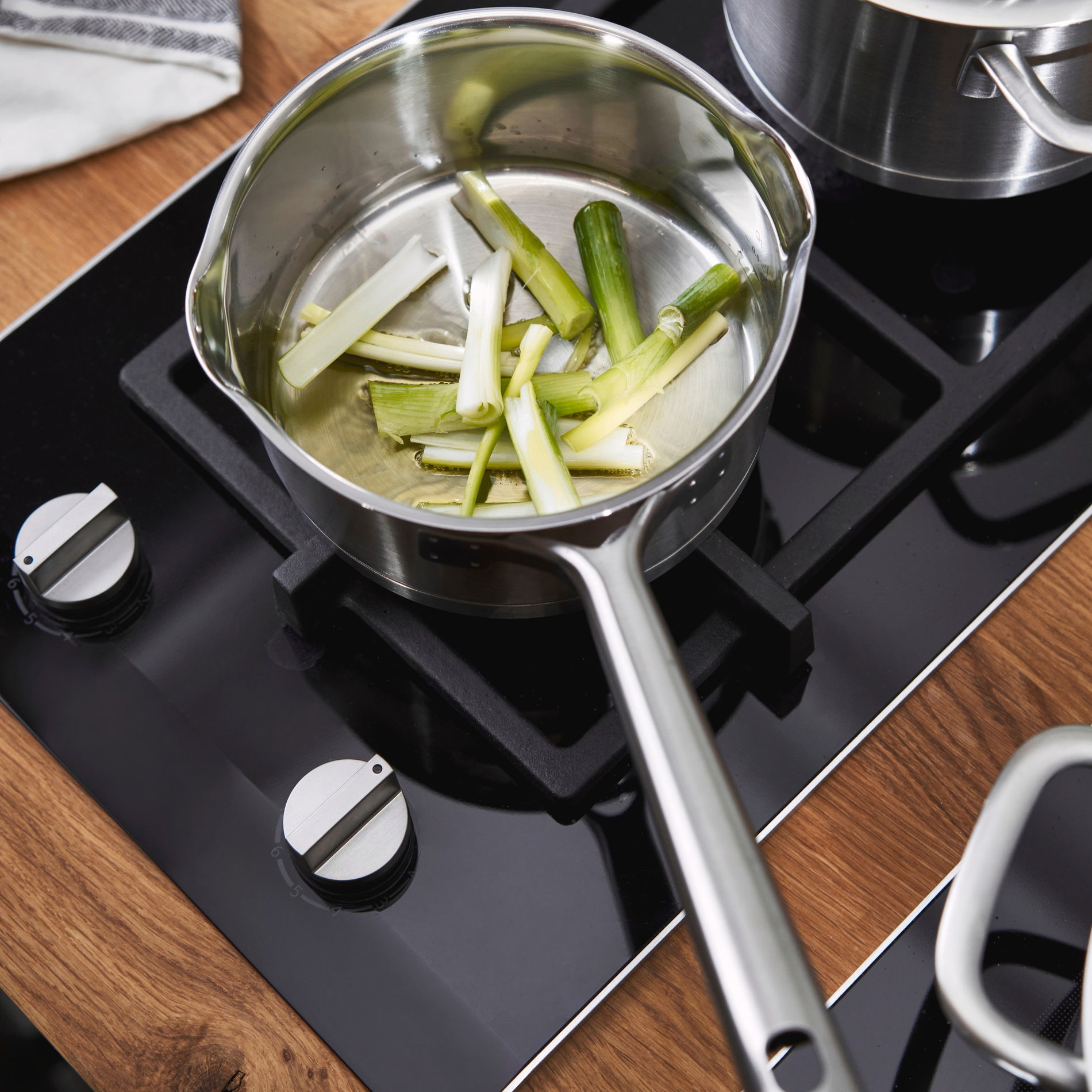 ZWILLING TrueFlow - sada 3 nerezových hrnců s pokličkami