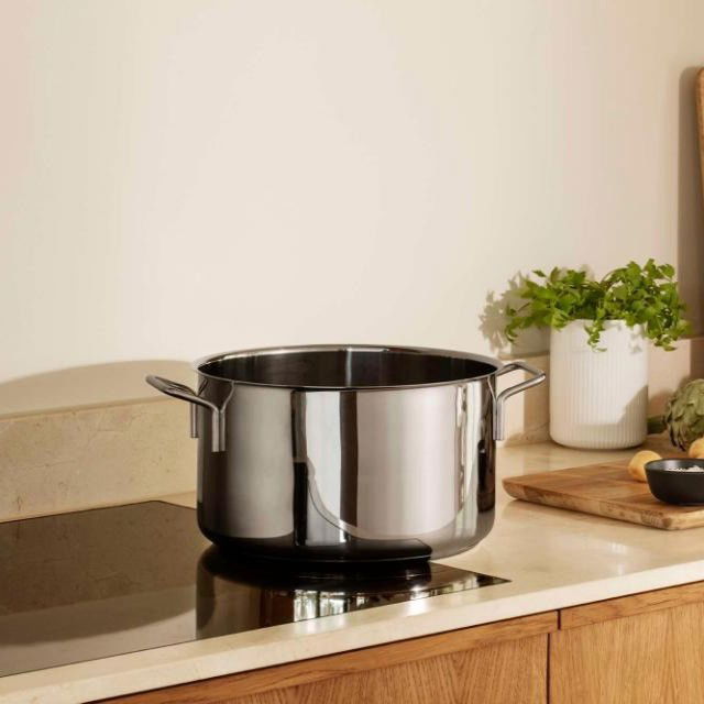 EVA TRIO 9 l - nerezový hrnec 