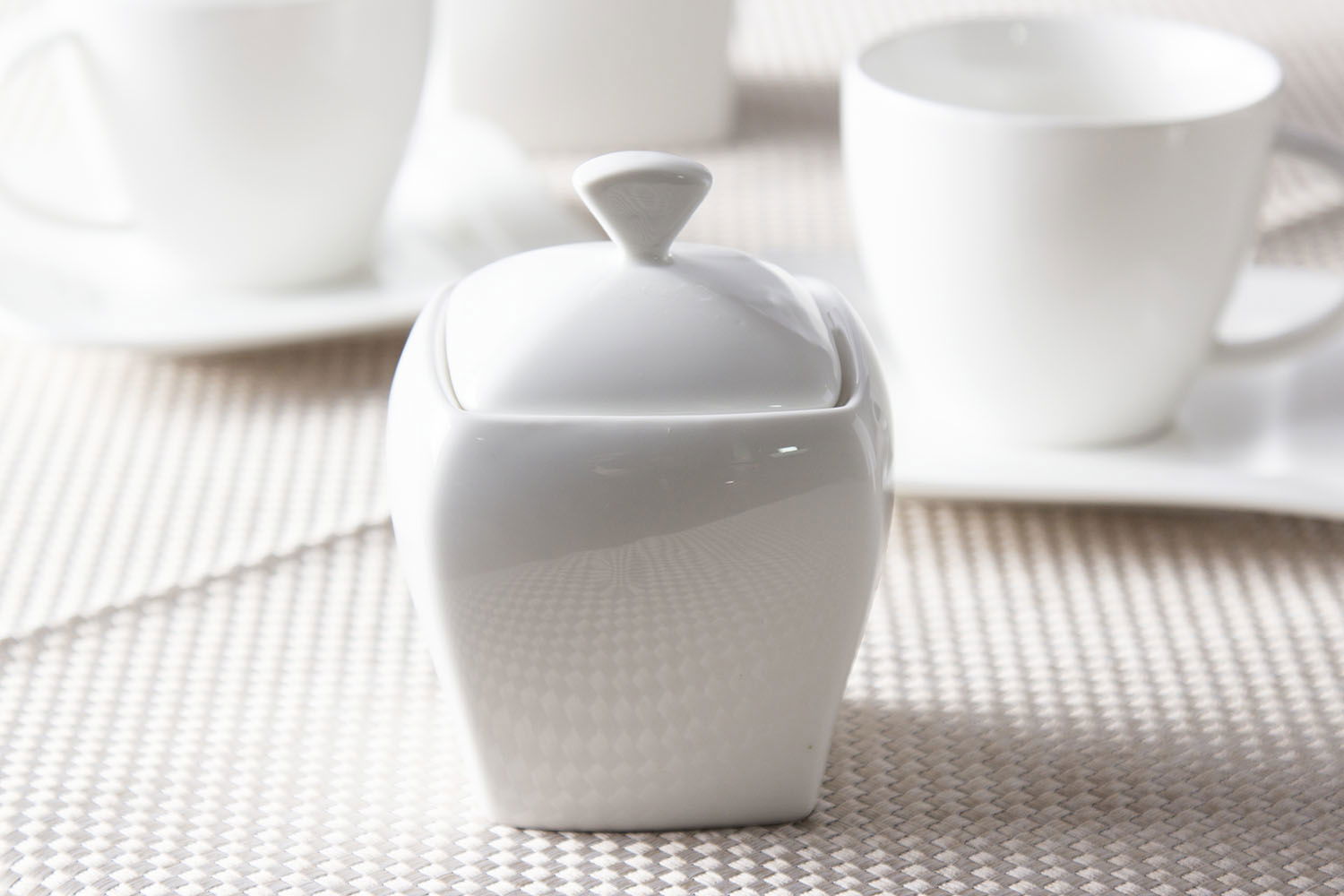 Porcelánový kávový servis AMBITION WAVE BÍLÝ pro 6 osob (17 ks)