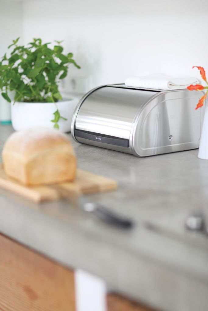 BRABANTIA Roll Top medium - chlebník z nerezové oceli