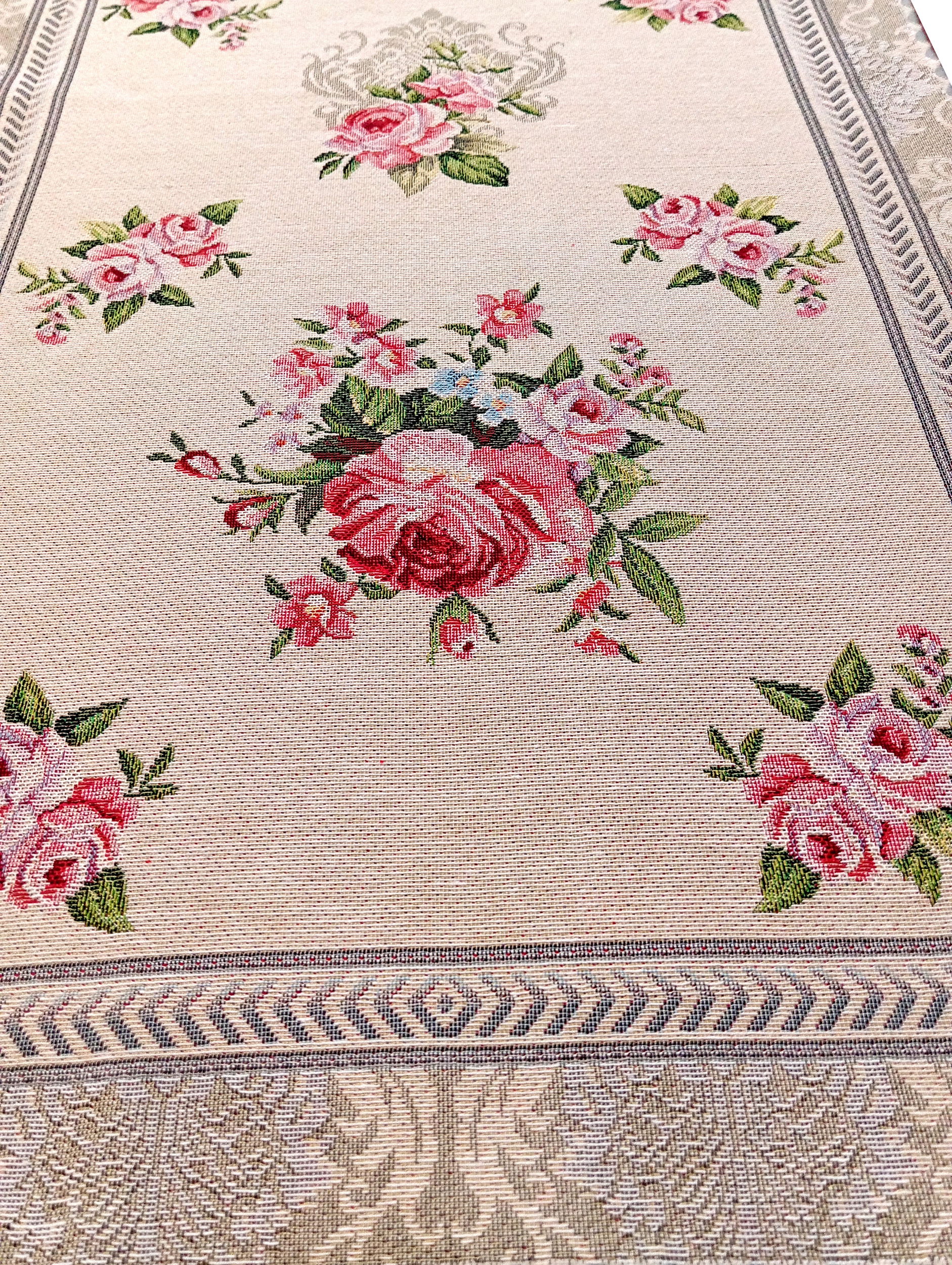 Běhoun na stůl / ubrus gobelín JEDEKA ORIENT ROSE 60 x 120 cm