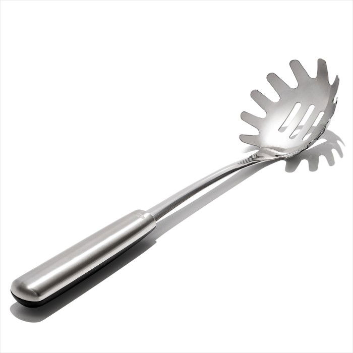 OXO Steel 32 cm - nerezová lžíce na špagety / těstoviny