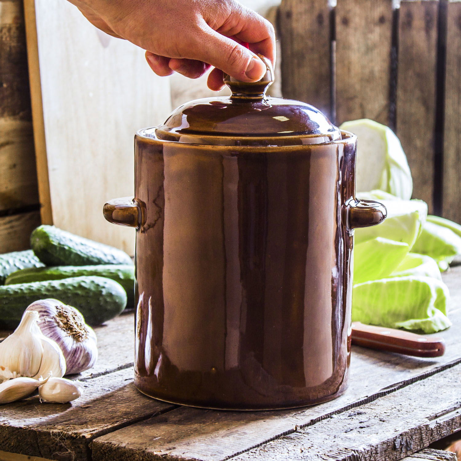 Kameninový sud na nakládání zelí a okurek s vodním límcem a víkem KRYSTYNKA HERMETYK BRONZE 2,5 l