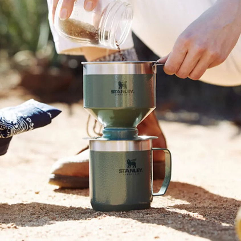 STANLEY Classic zelený – nerezový dripper/filtr na kávu s hrnkem