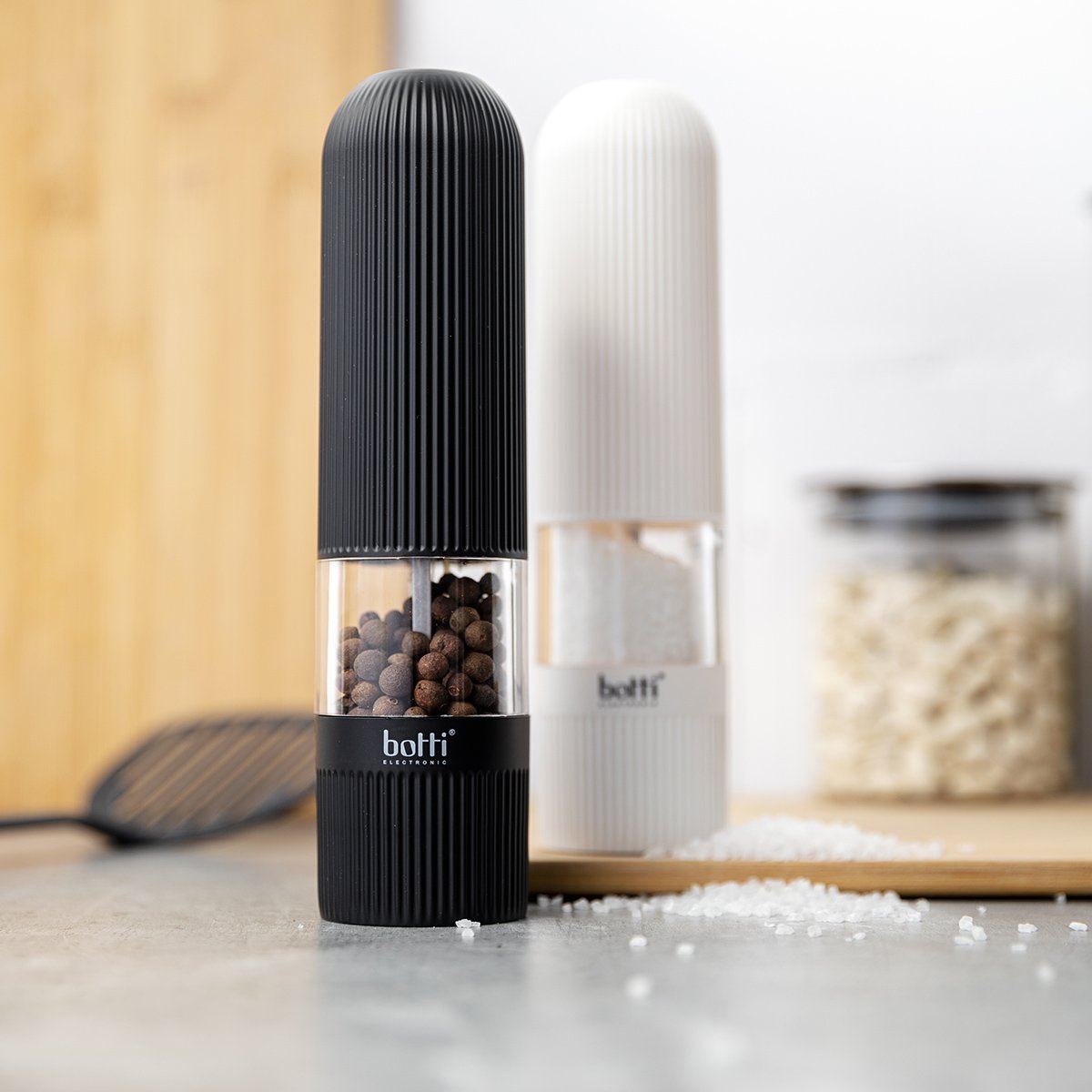 Elektrický mlýnek na sůl a pepř BOTTI TRADO BLACK 21,2 cm