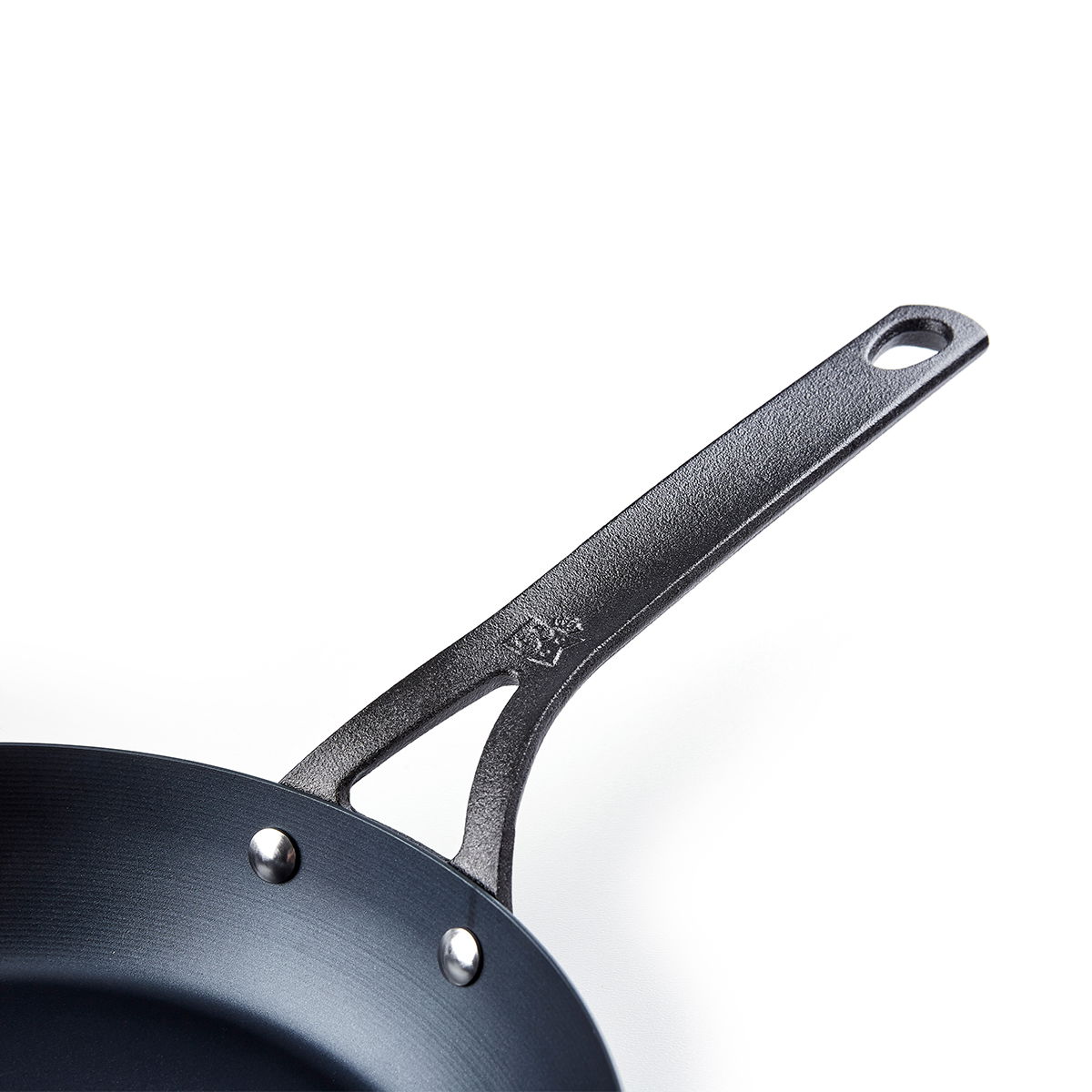 BK Black Steel 28 cm černá – pánev z uhlíkové oceli