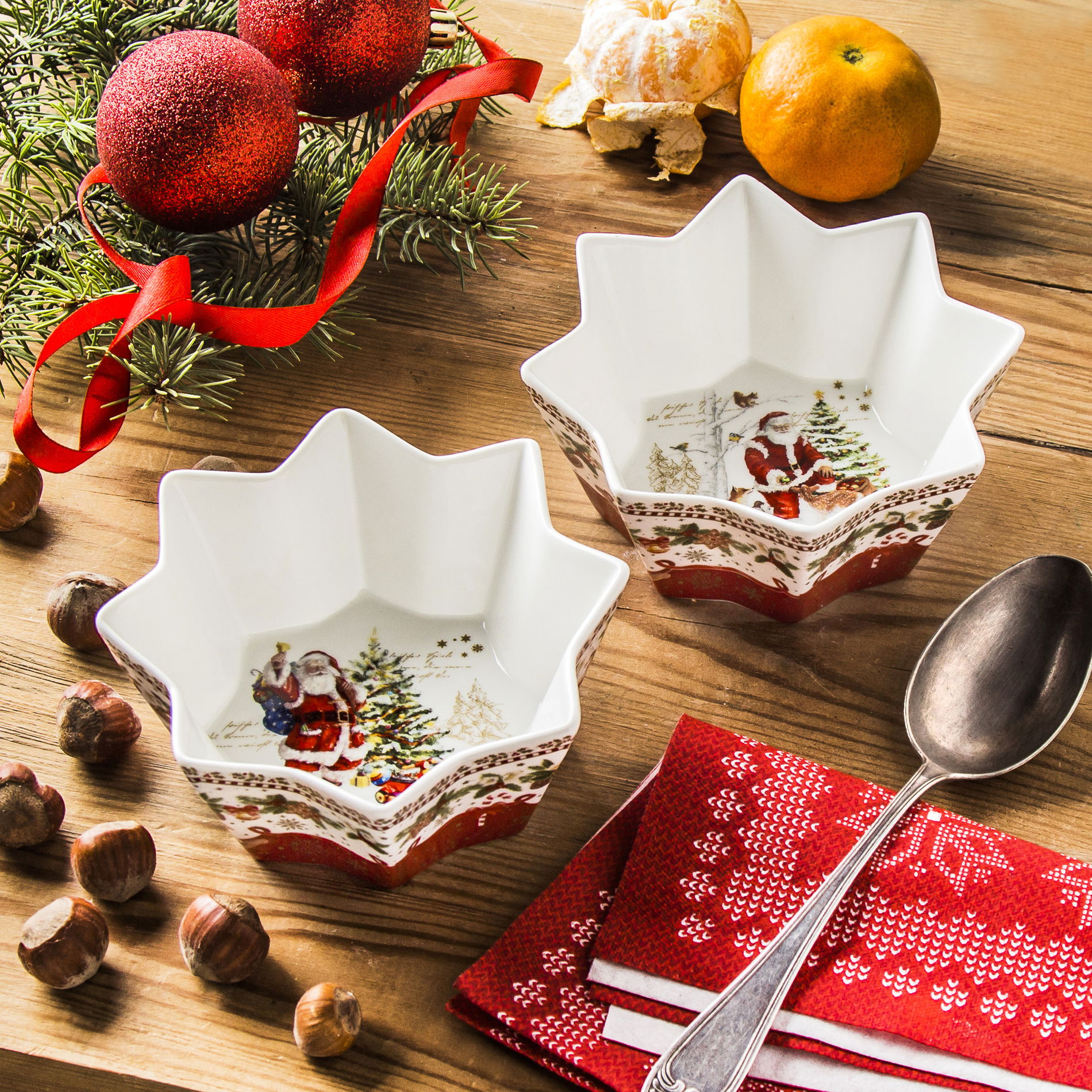 CHRISTMAS MEMORIES BÍLO-ČERVENÁ porcelánová mísa / salátová mísa 0,3 l 2 ks.