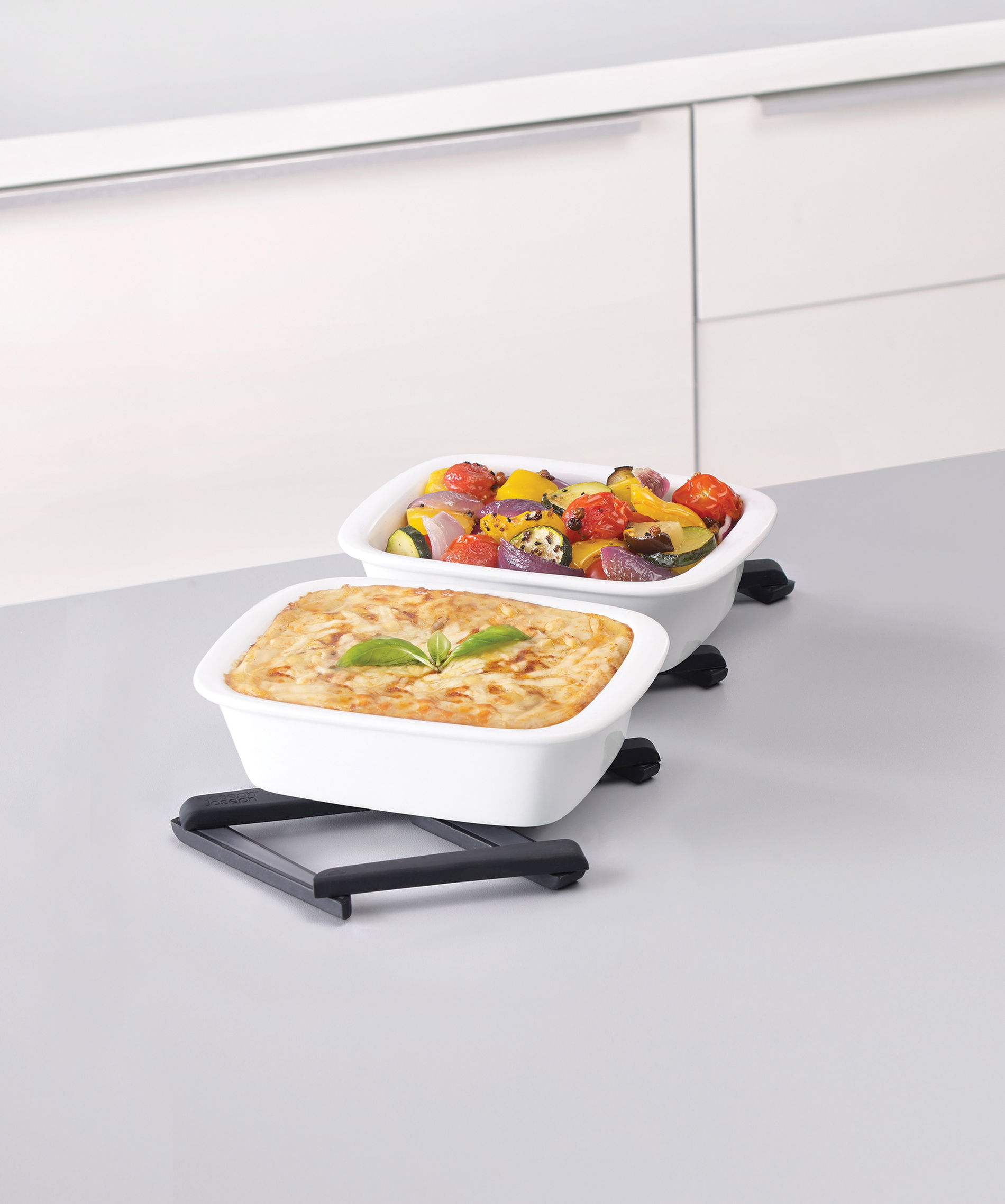 JOSEPH JOSEPH Stretch 20 x 5 cm černá – nylonová podložka pod hrnec