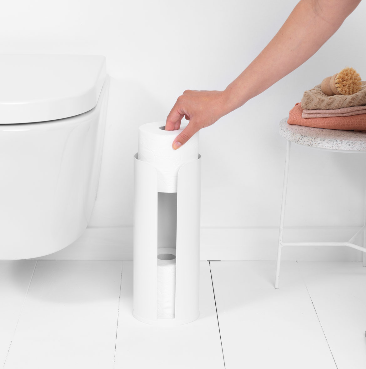 BRABANTIA ReNew biely - stojan na toaletný papier z nehrdzavejúcej ocele