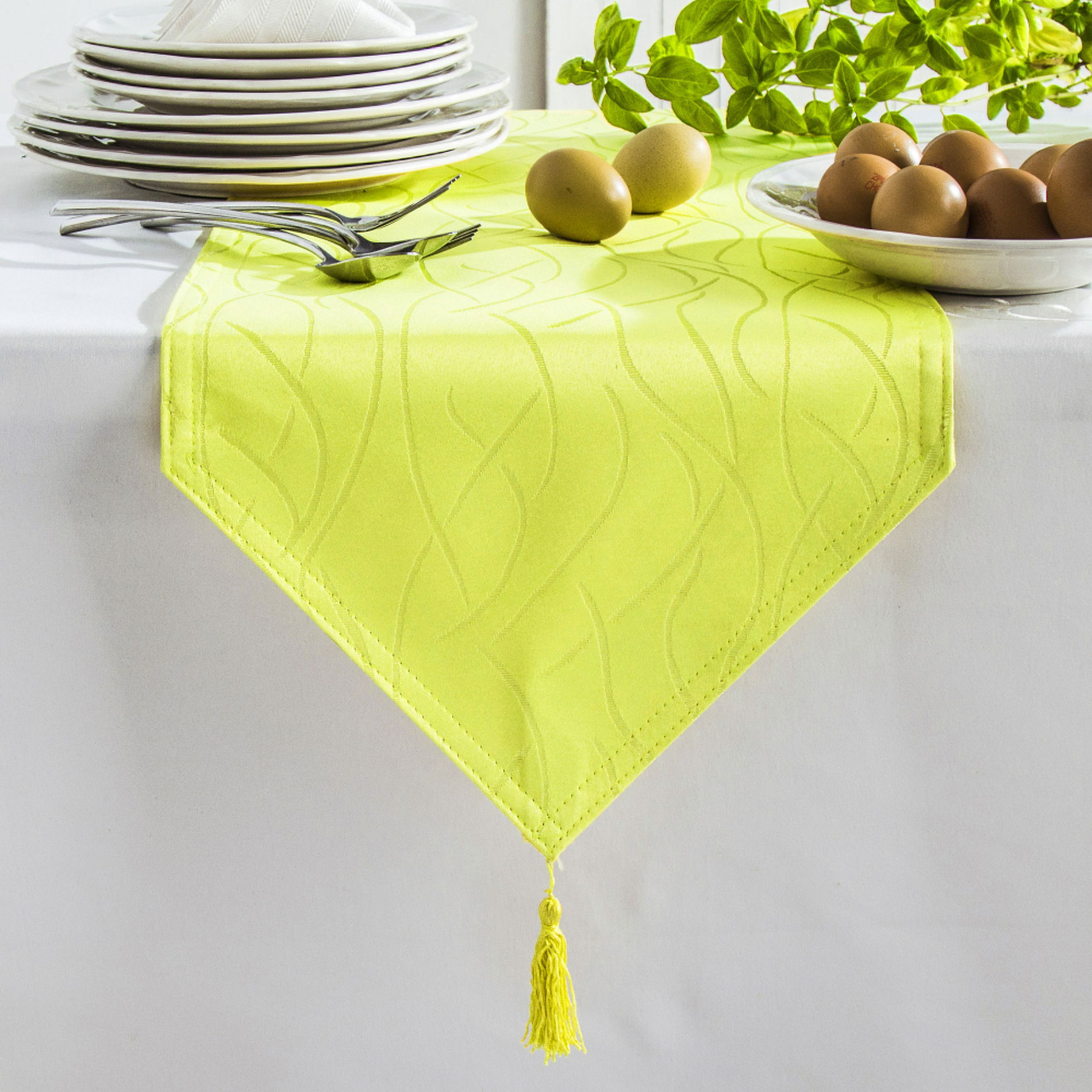 JEDEKA Green 33 x 140 cm zelený - polyesterový běhoun na stůl odolný proti skvrnám