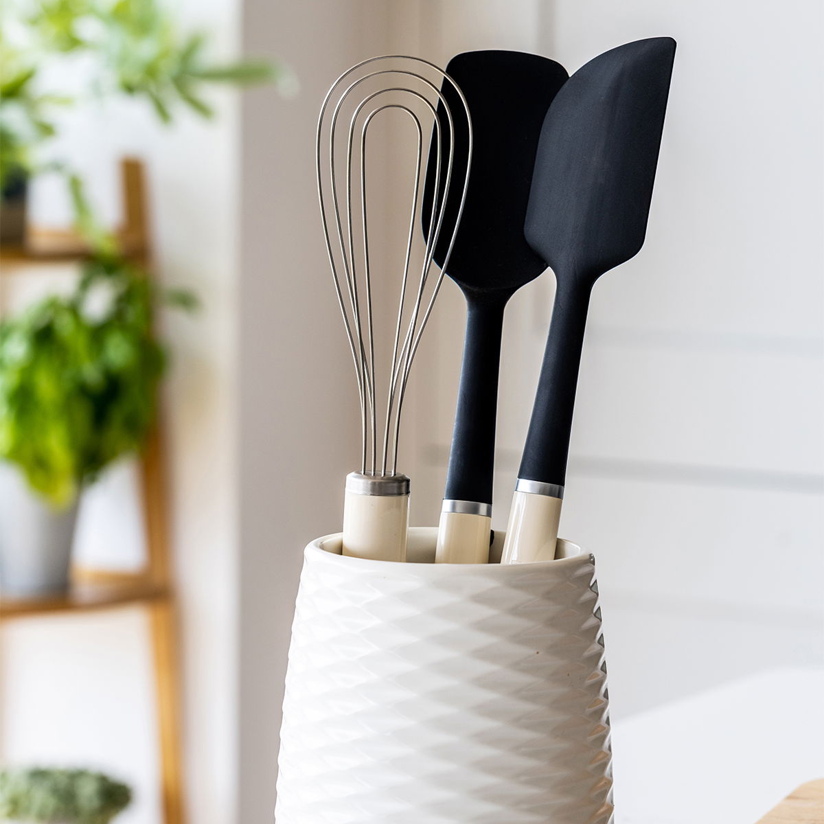KITCHENAID Almond Cream - kuchynská šľahačka / vareška na vajcia z nerezovej ocele