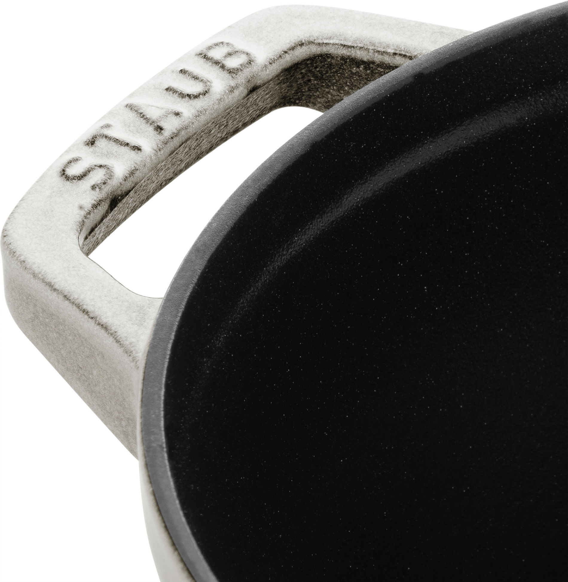 STAUB La Cocotte 4 l - litrový železný hrnec s poklicí
