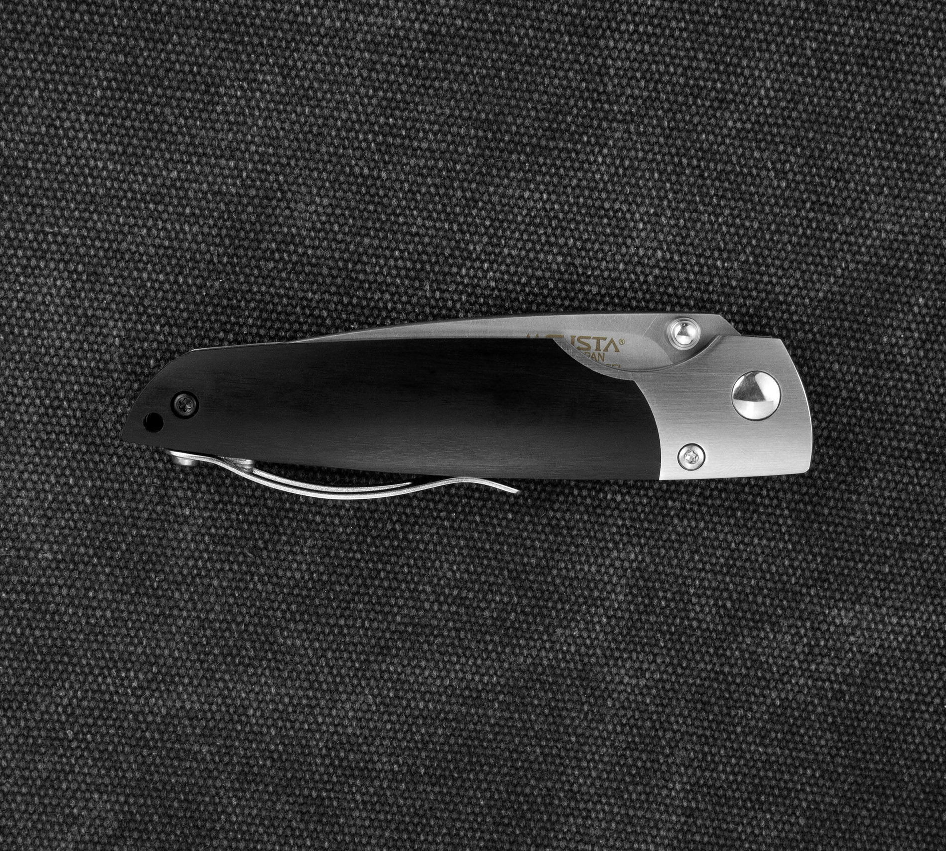 MCUSTA Shinra Mixture Black Pakka 6,5 cm - japoński nóż survivalowy składany ze stali proszkowej