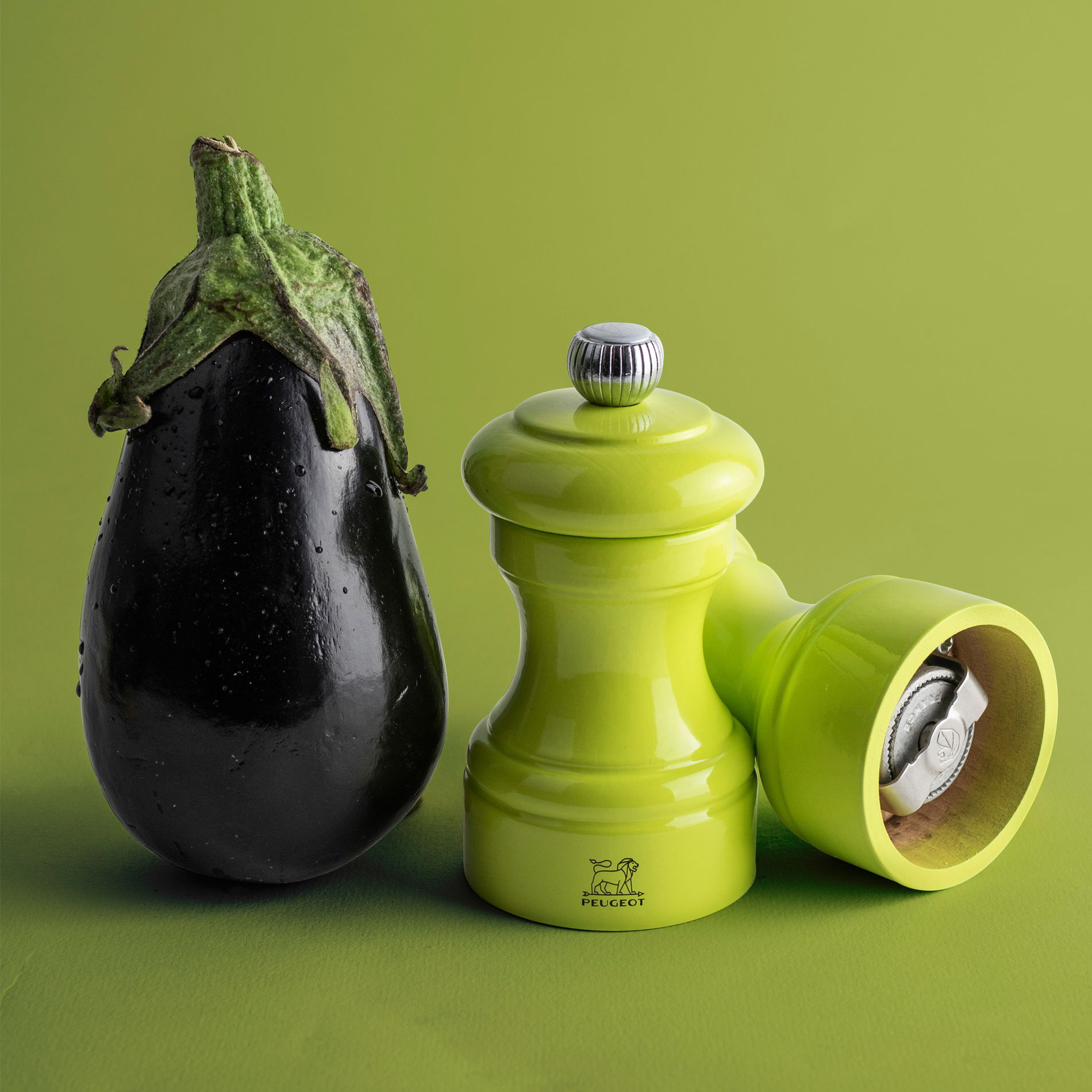 PEUGEOT Bistrorama Pistachio 10 cm pistácie - dřevěný ruční mlýnek na pepř
