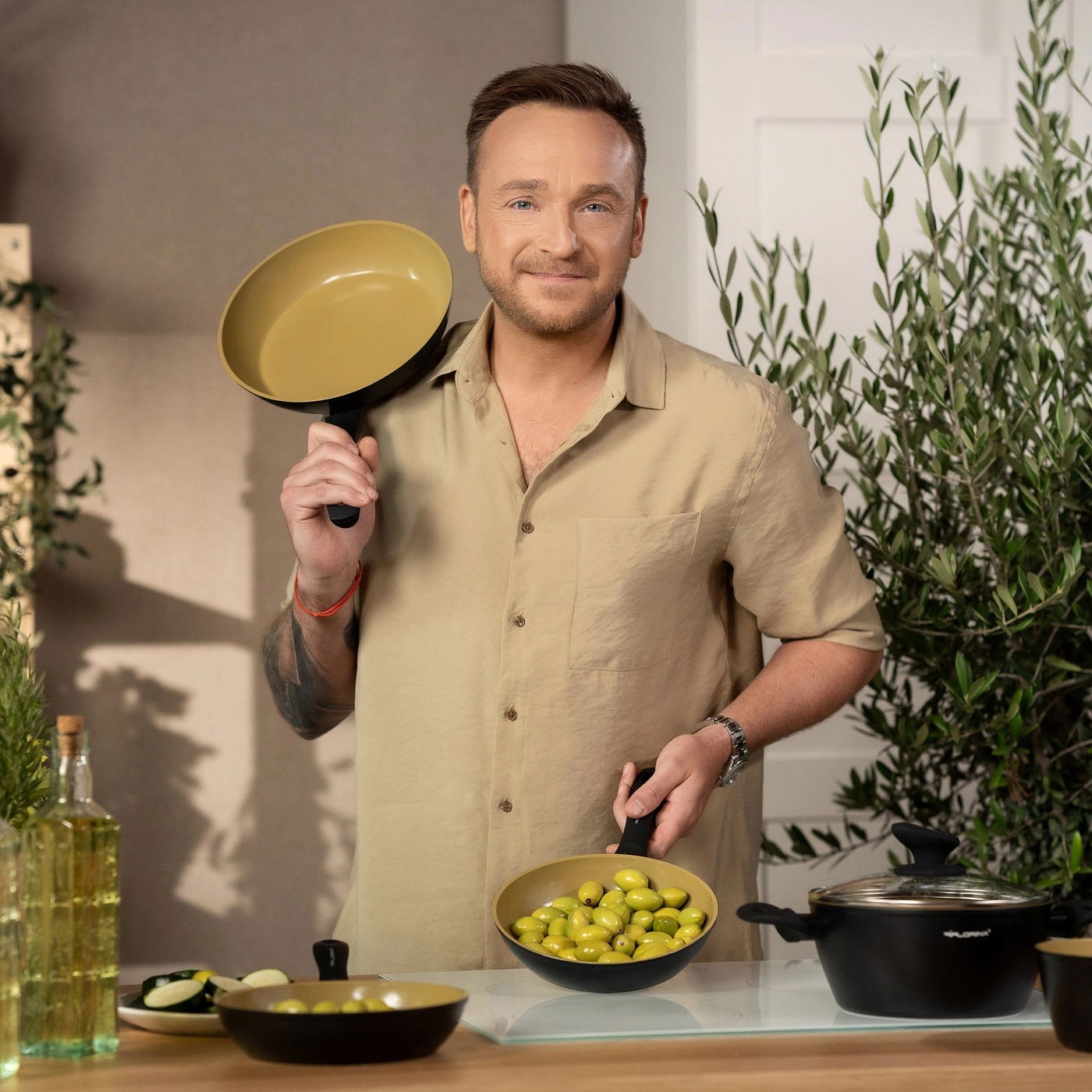 Garnek aluminiowy nieprzywierający z pokrywką FLORINA AMVEGAN 3,6 l