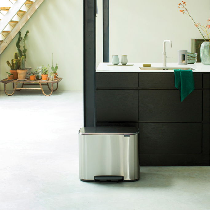 BRABANTIA Bo 36 l - odpadkový koš s pedálem z nerezové oceli