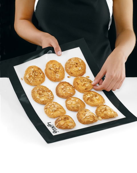 LEKUE Gourmet 60 x 40 cm biela - mata / stolnica silikonová