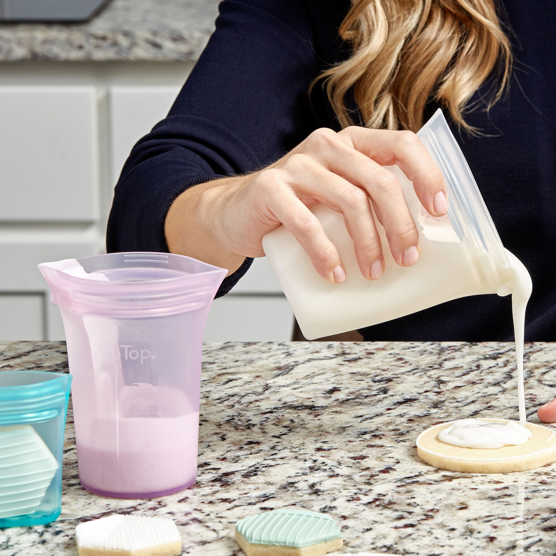 ZIP TOP Cups Levandule 0,71 l růžová - znovu uzavíratelný sáček na potraviny