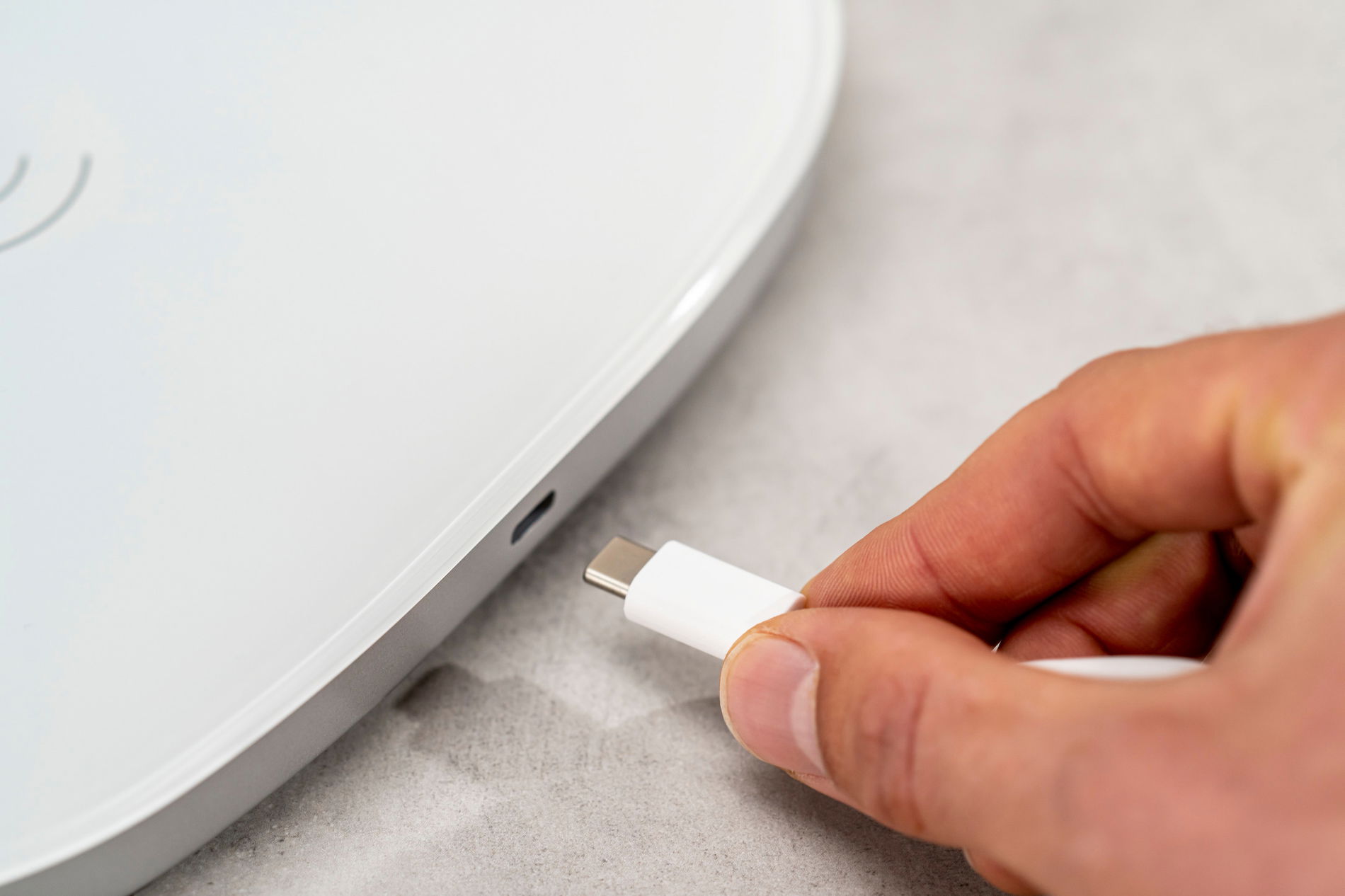 ZWILLING Enfinigy bílá - elektronická skleněná kuchyňská váha s nabíjecí funkcí