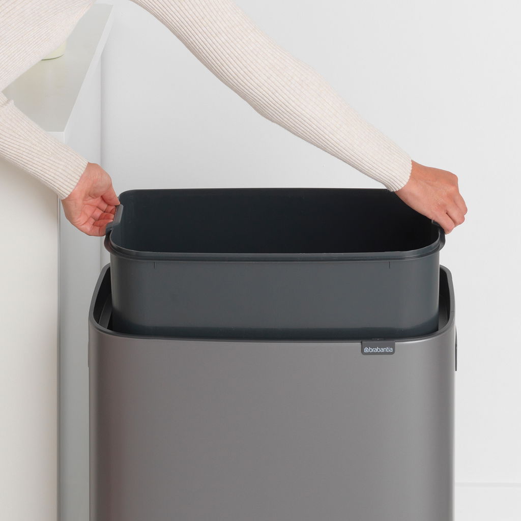 BRABANTIA Touch Bin Bo 60 l platynowy - kosz na śmieci ze stali nierdzewnej