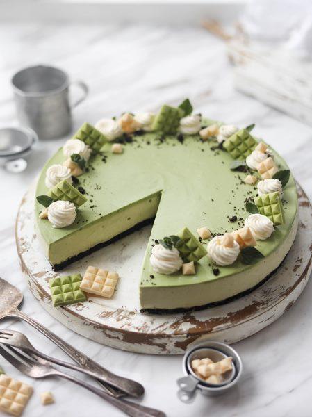 Okruhla nepriľnavá tortová forma s vyberateľným dnom PATISSE PREMIUM 26 cm