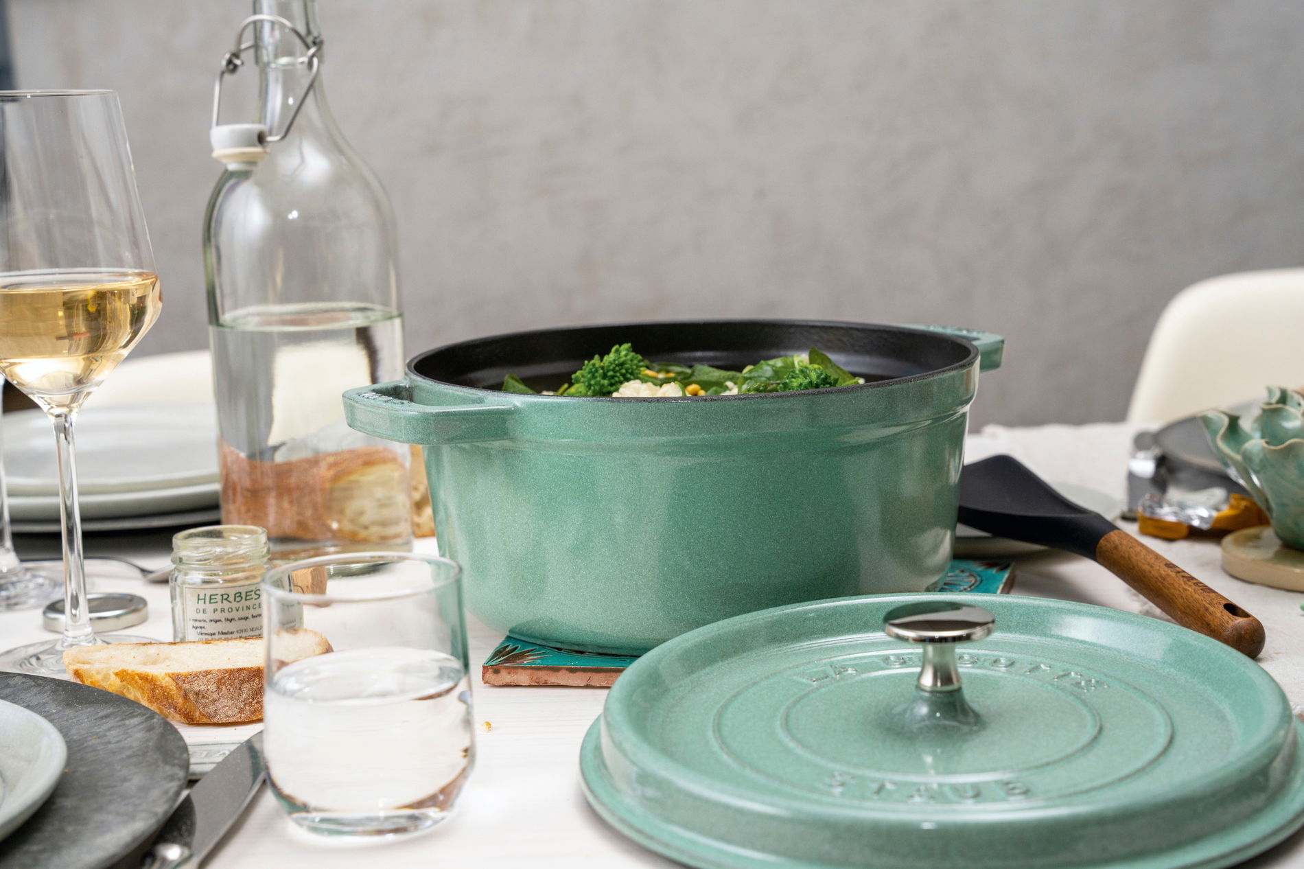 STAUB La Cocotte 6,7 l - garnek żeliwny z pokrywką