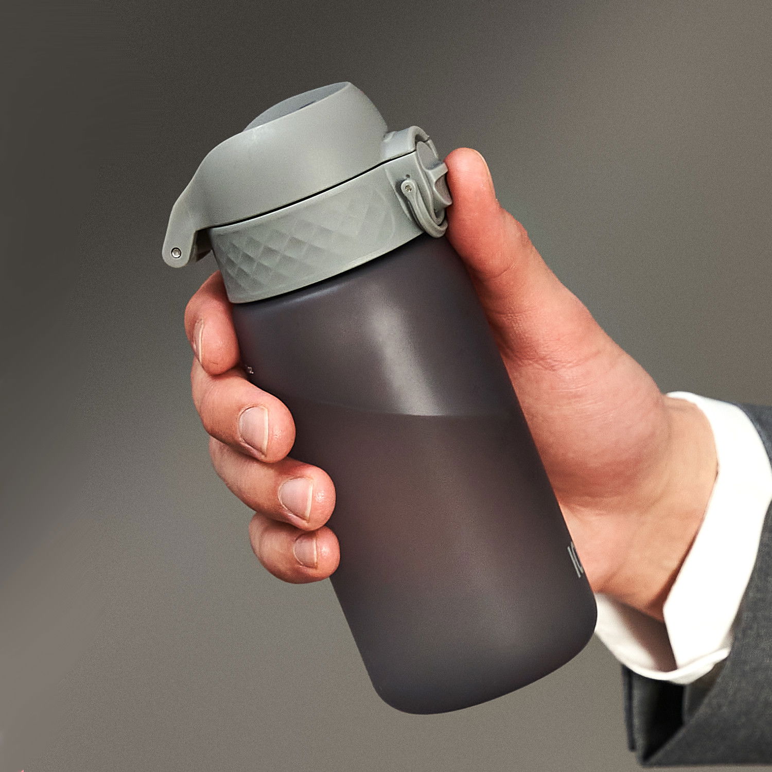 ION8 Recyclon Grey 0,35 l - fľaša / bidón na vodu a nápoje